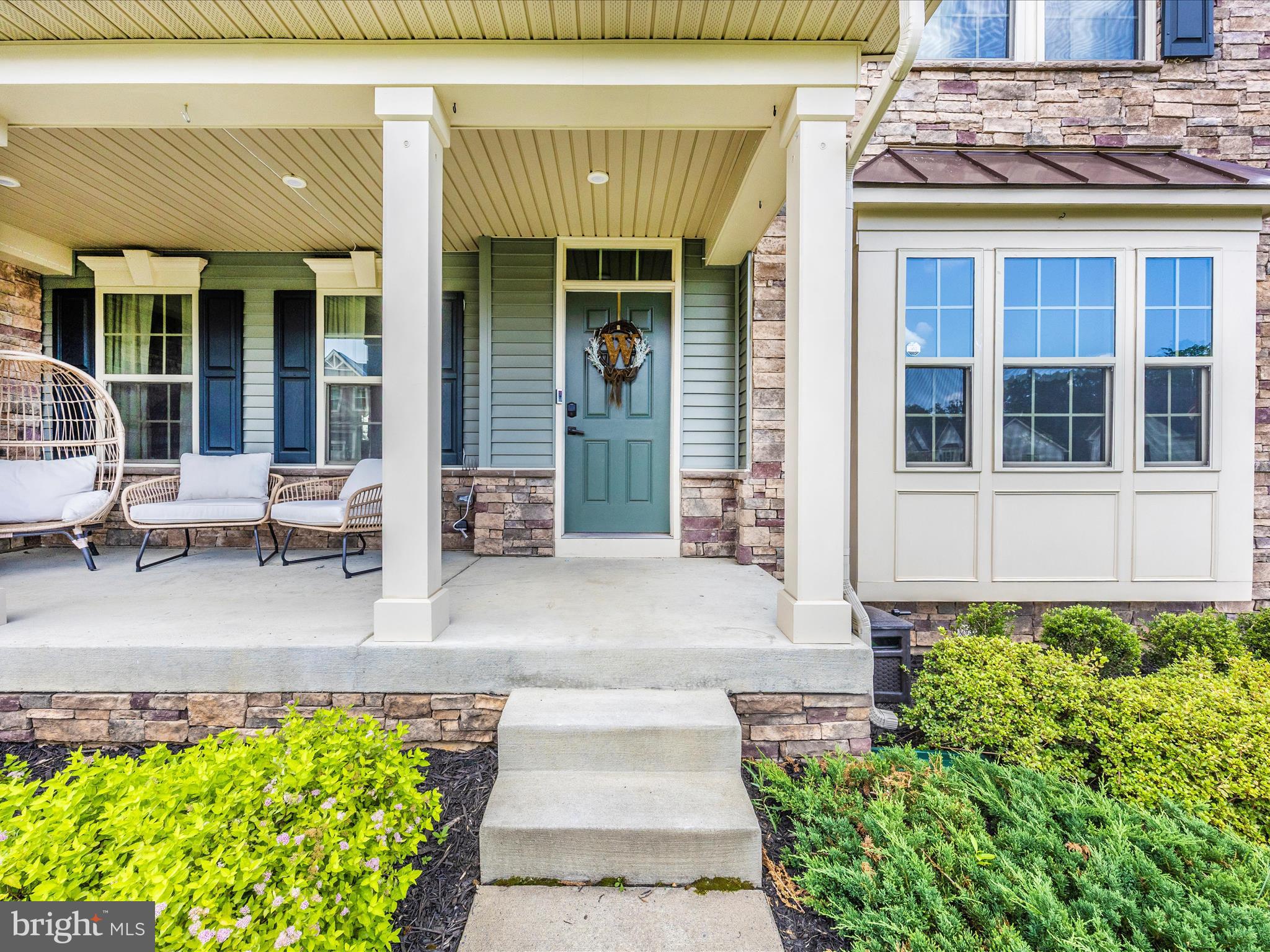6877 WOODRIDGE ROAD