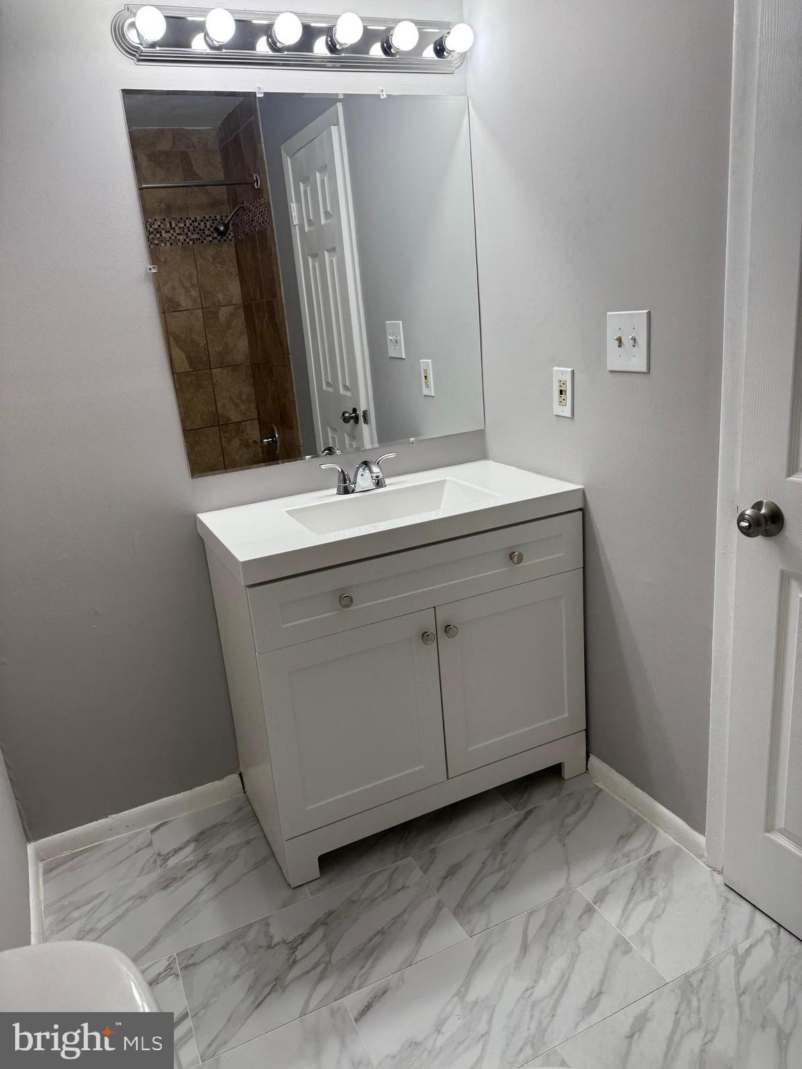 GERMANTOWN - Residential