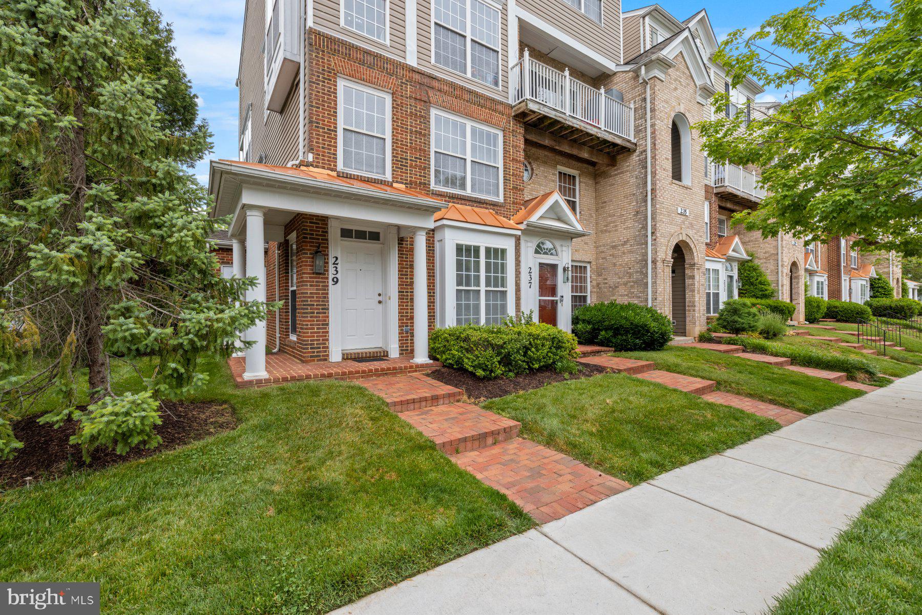 239 JAY DRIVE 89