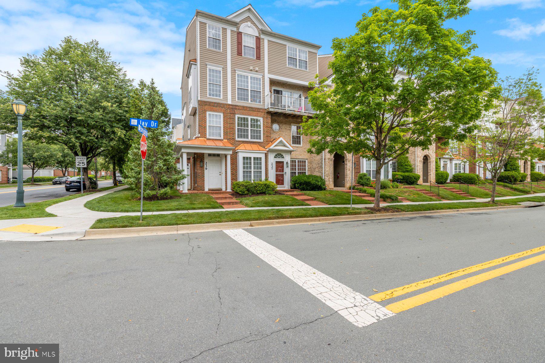 239 JAY DRIVE 89