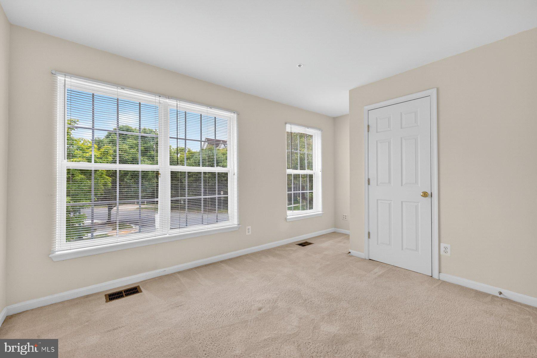 FALLSGROVE - Residential