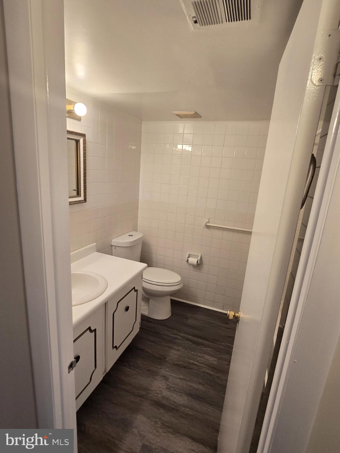 BUSTLETON - Residential