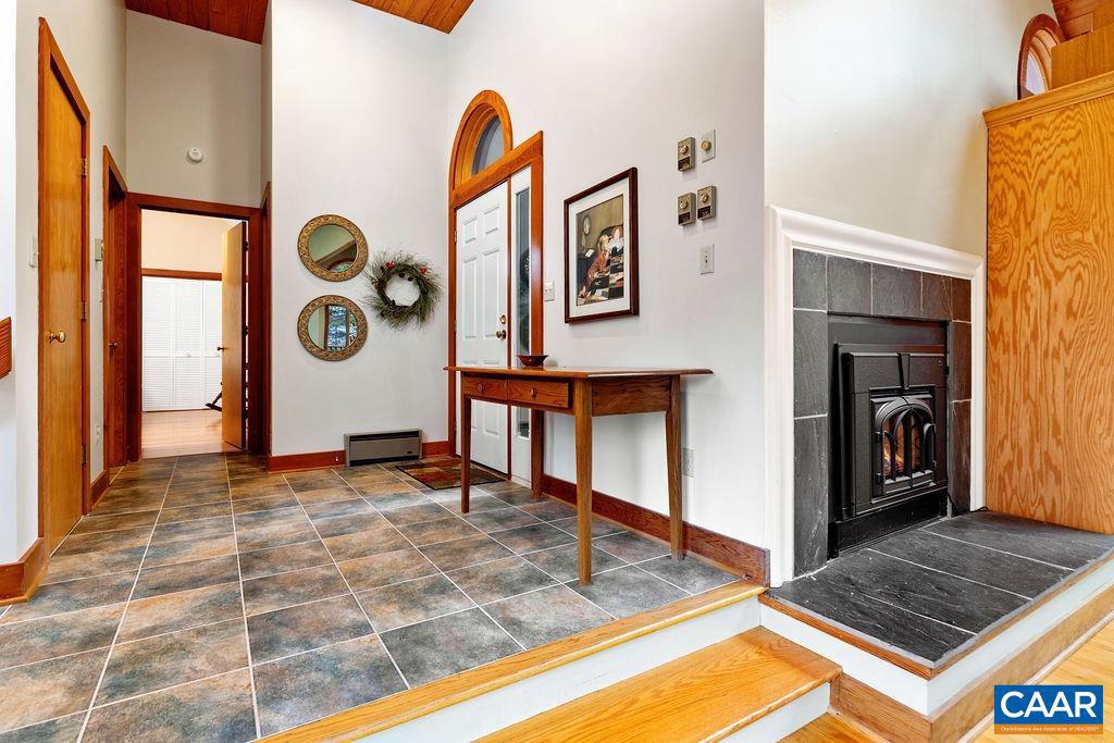 WINTERGREEN RESORT - Residential