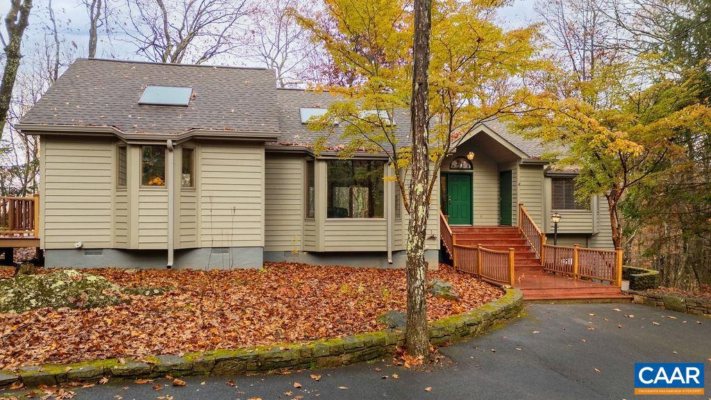 631 LAUREL SPRINGS DR