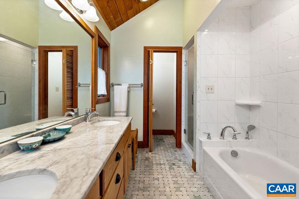 WINTERGREEN RESORT - Residential