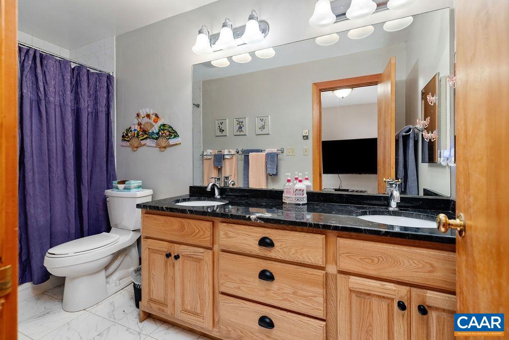 WINTERGREEN RESORT - Residential