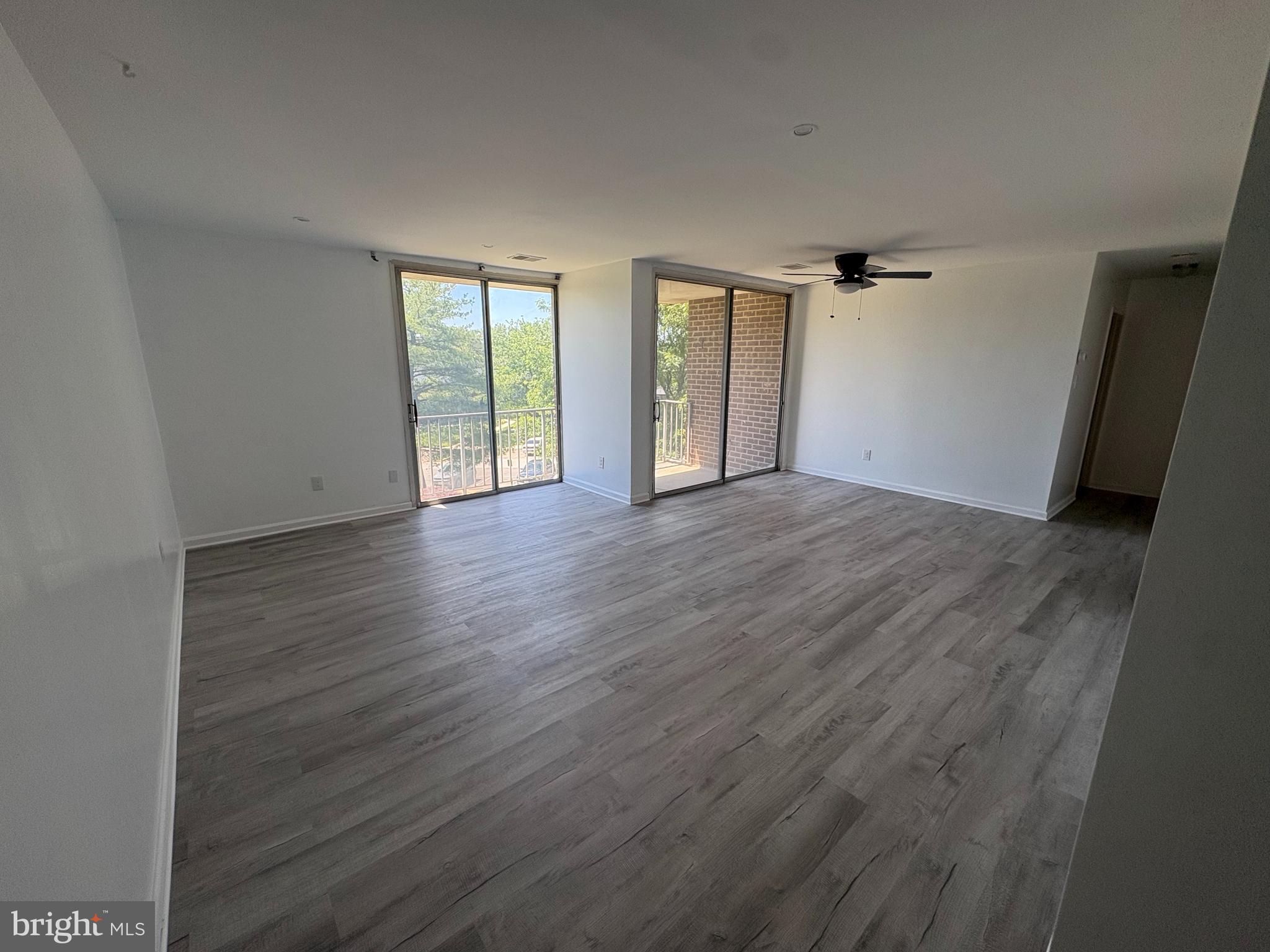 PINES CONDOMINIUM - Residential