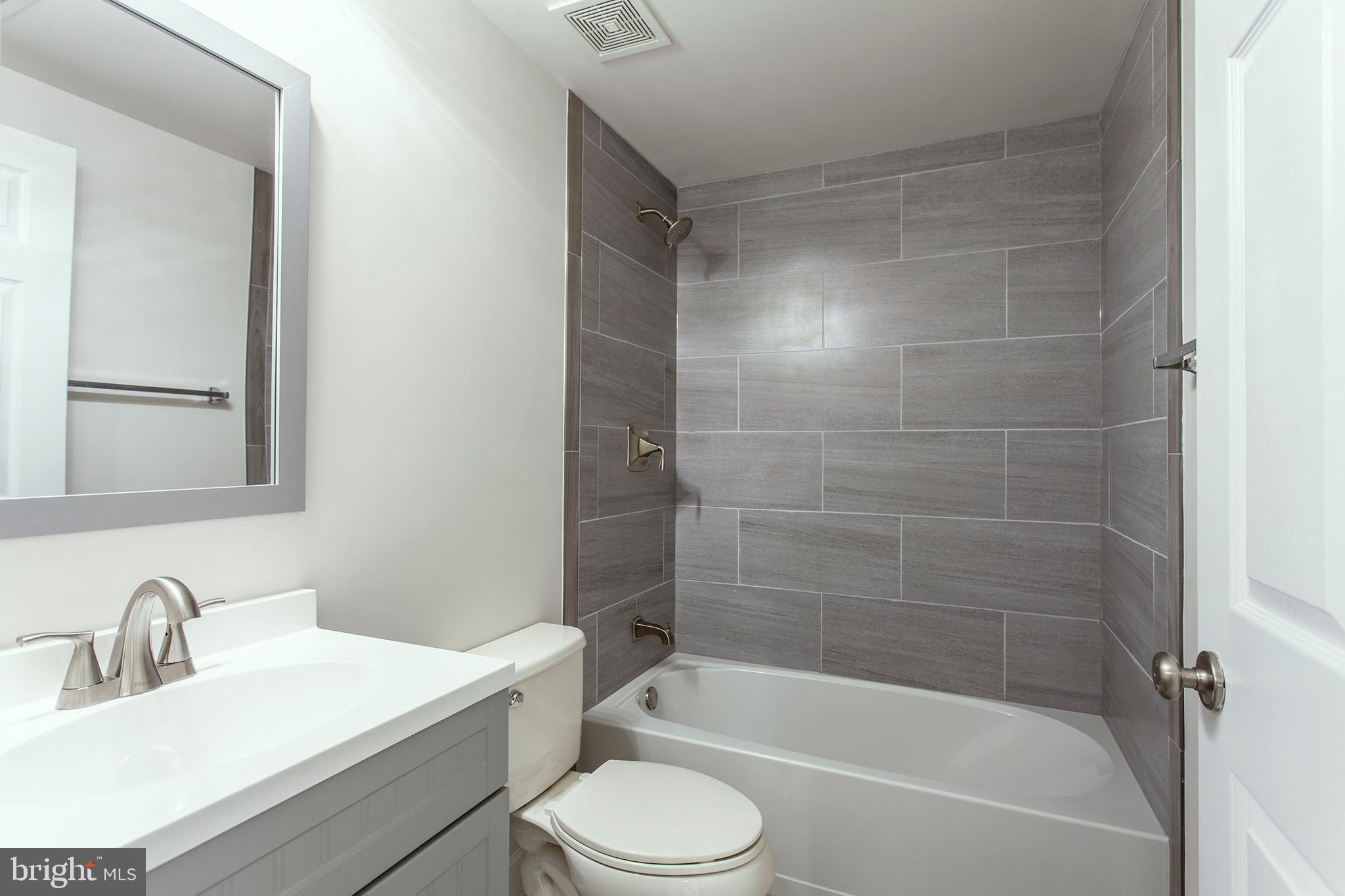 THE ENCLAVE AT ARUNDEL PRESERVE - Residential Lease