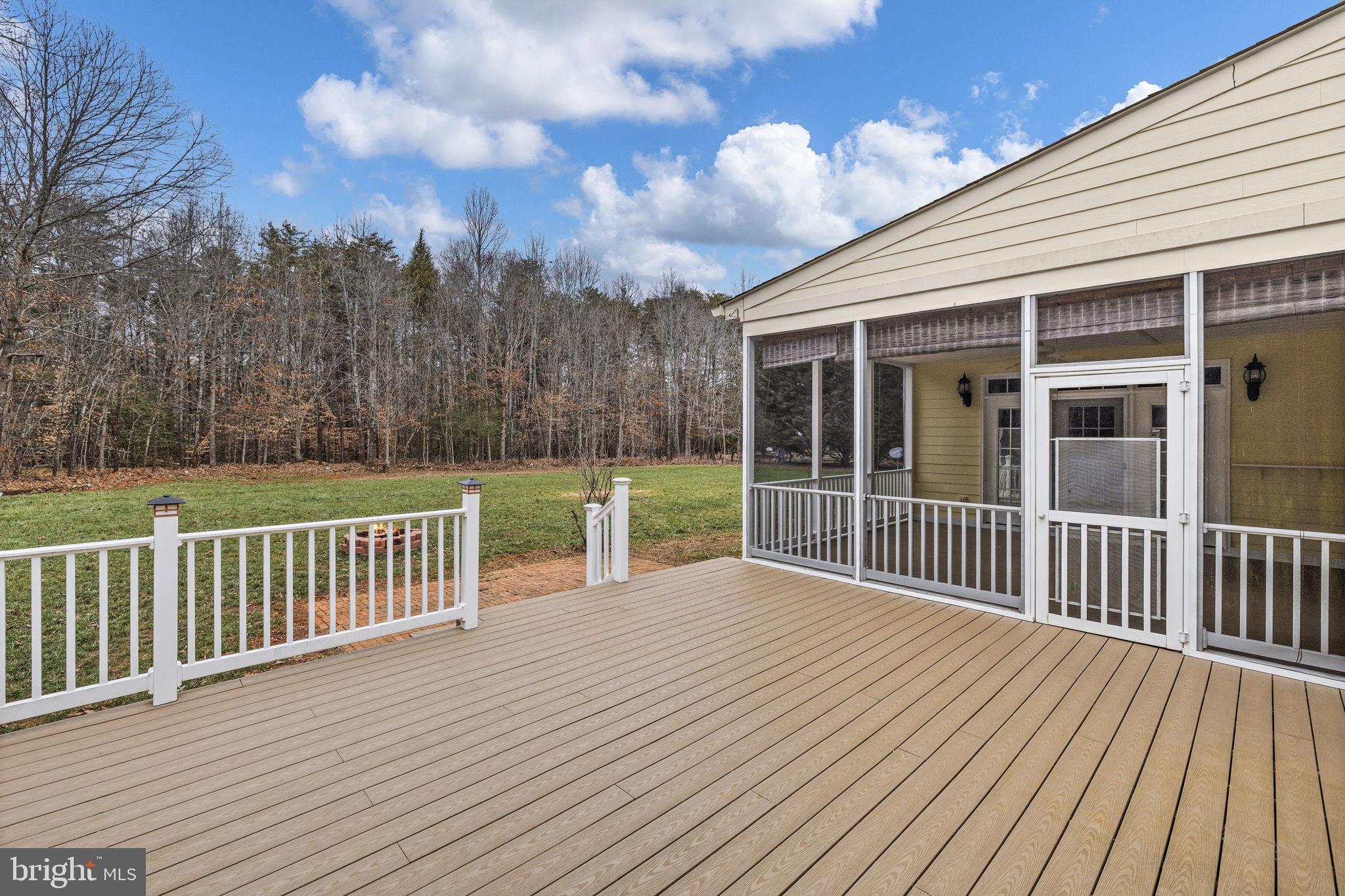 TALL PINES - Residential