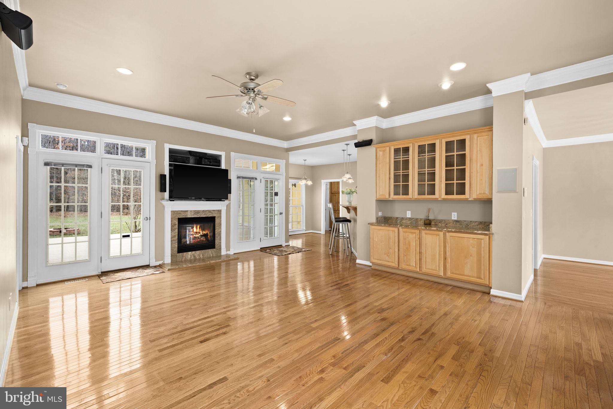 TALL PINES - Residential