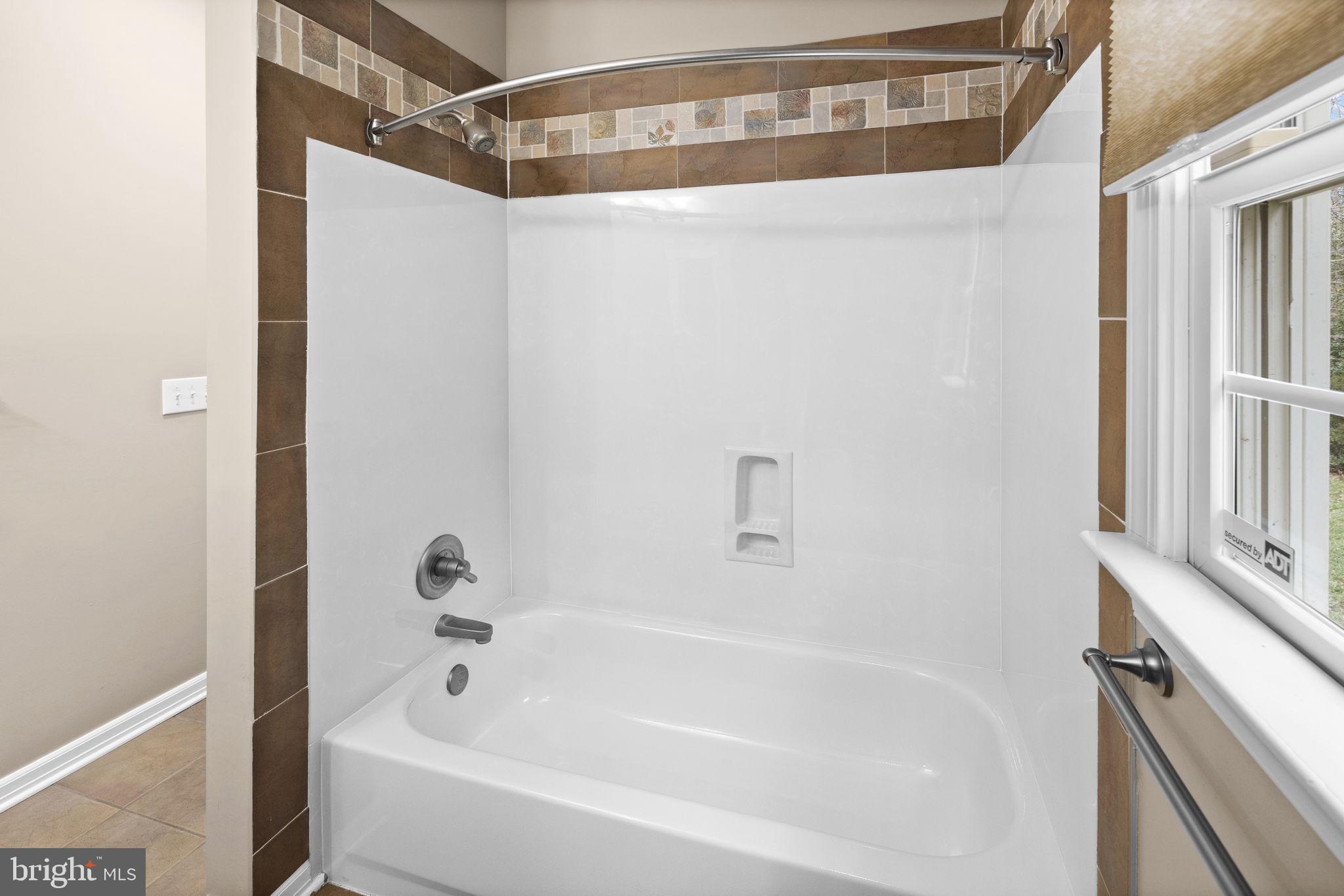 TALL PINES - Residential