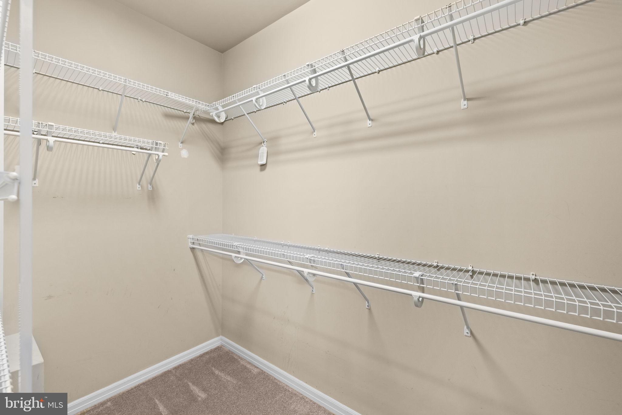 TALL PINES - Residential