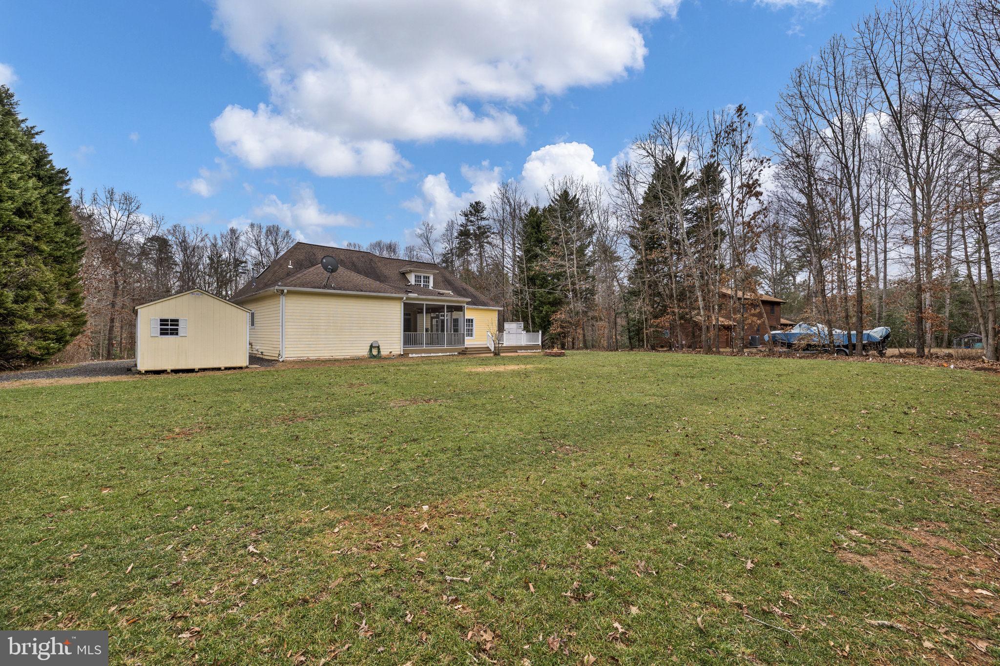 TALL PINES - Residential