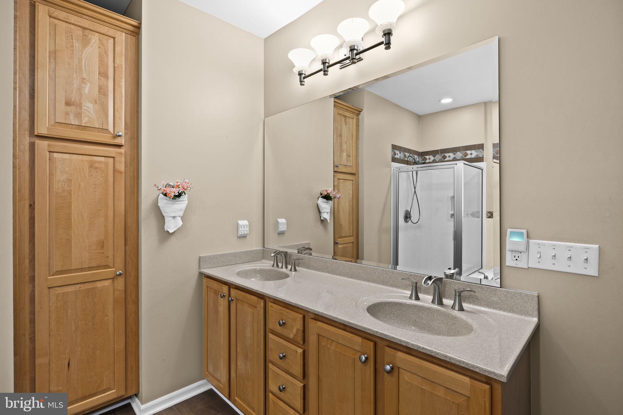 TALL PINES - Residential