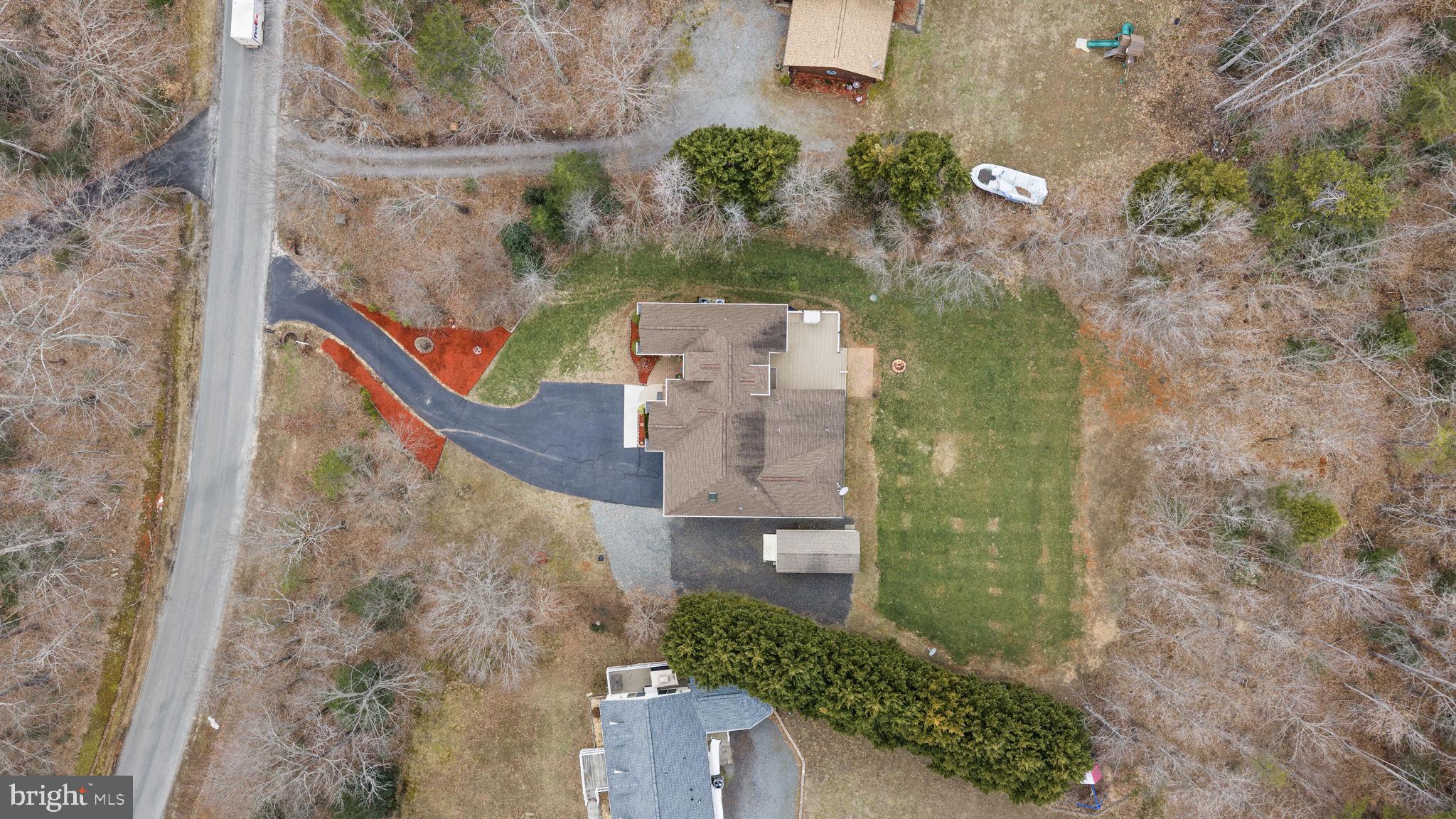 TALL PINES - Residential