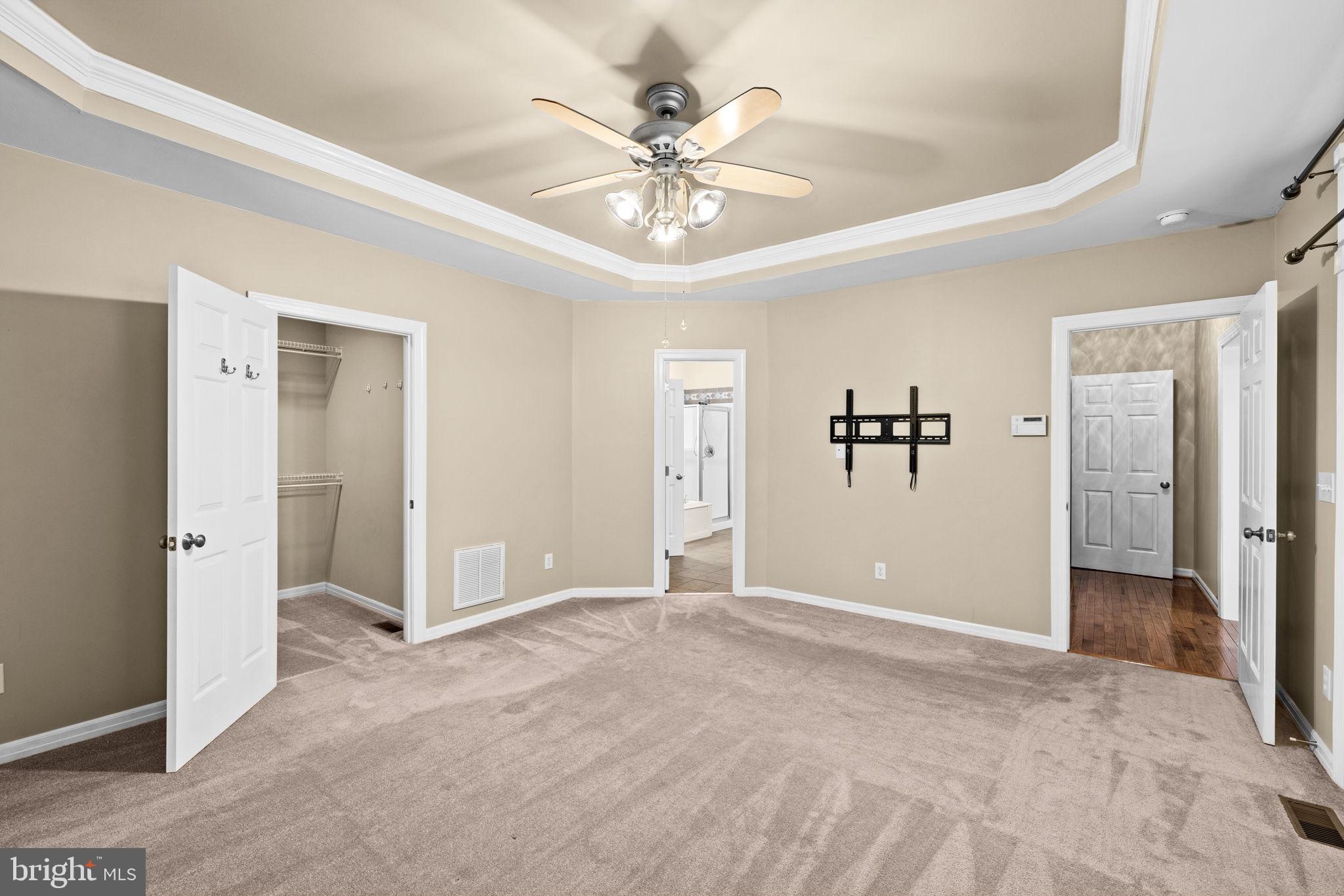 TALL PINES - Residential