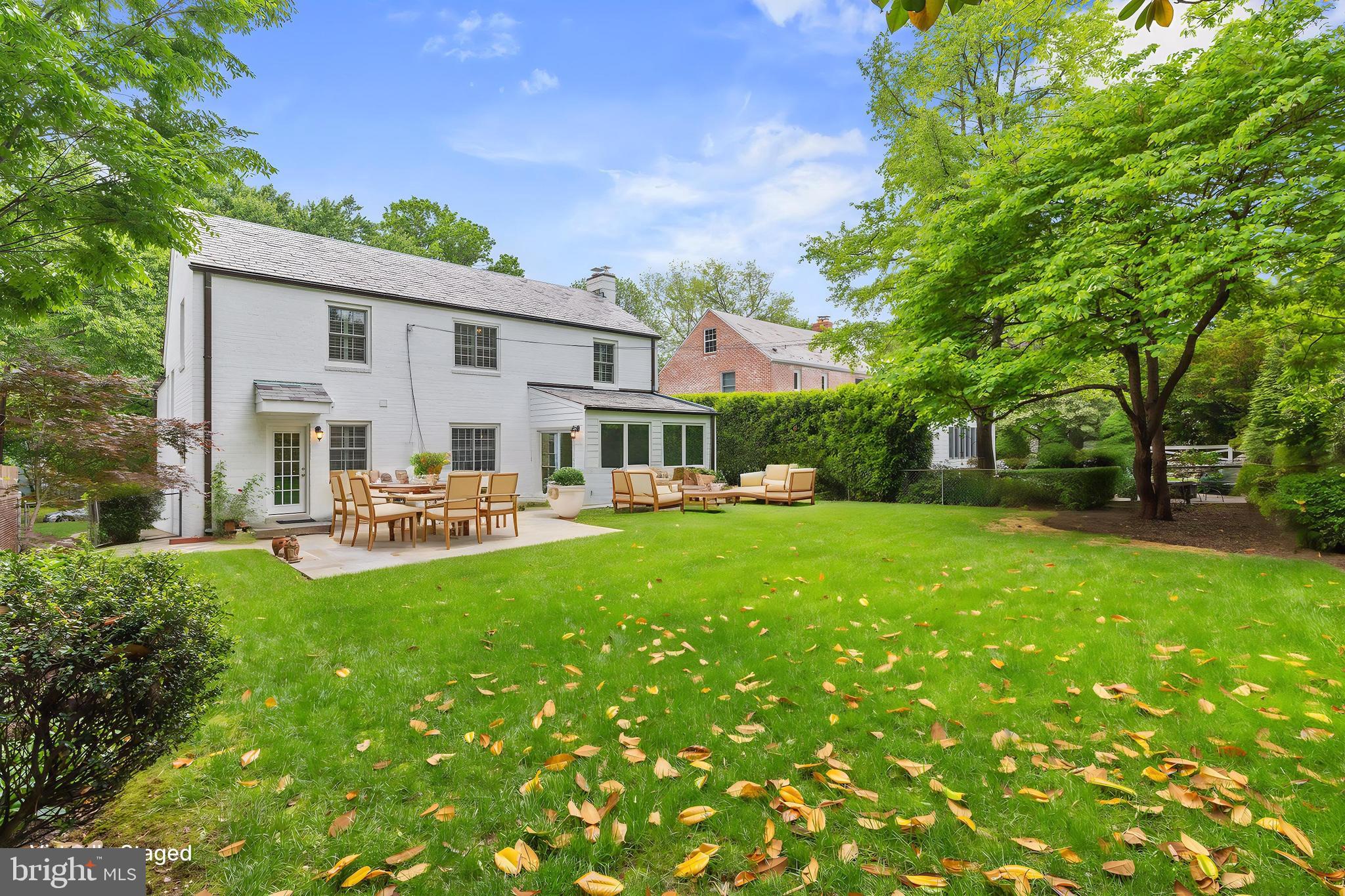 CHEVY CHASE - Residential