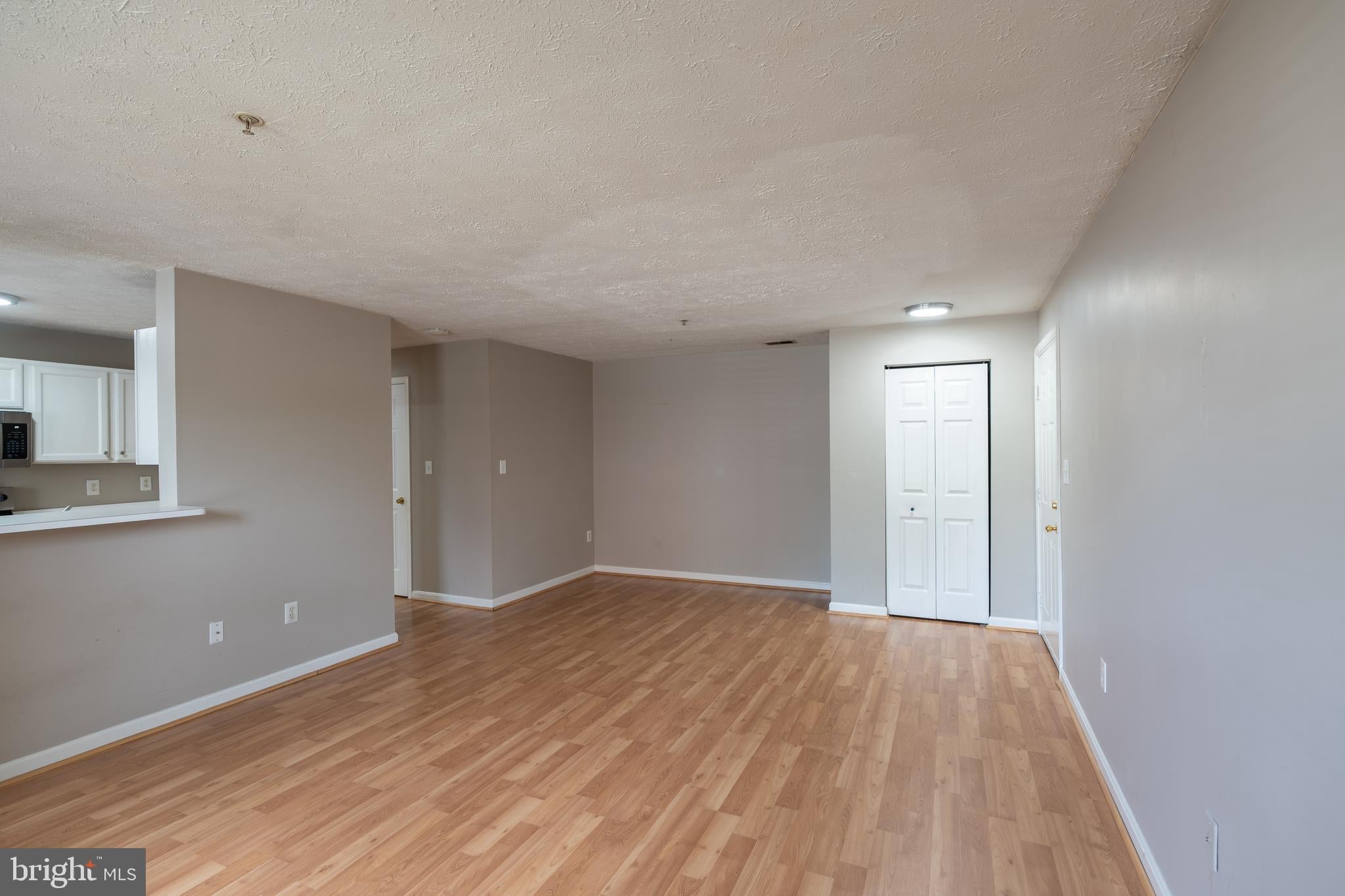 689 WINDING STREAM WAY 101