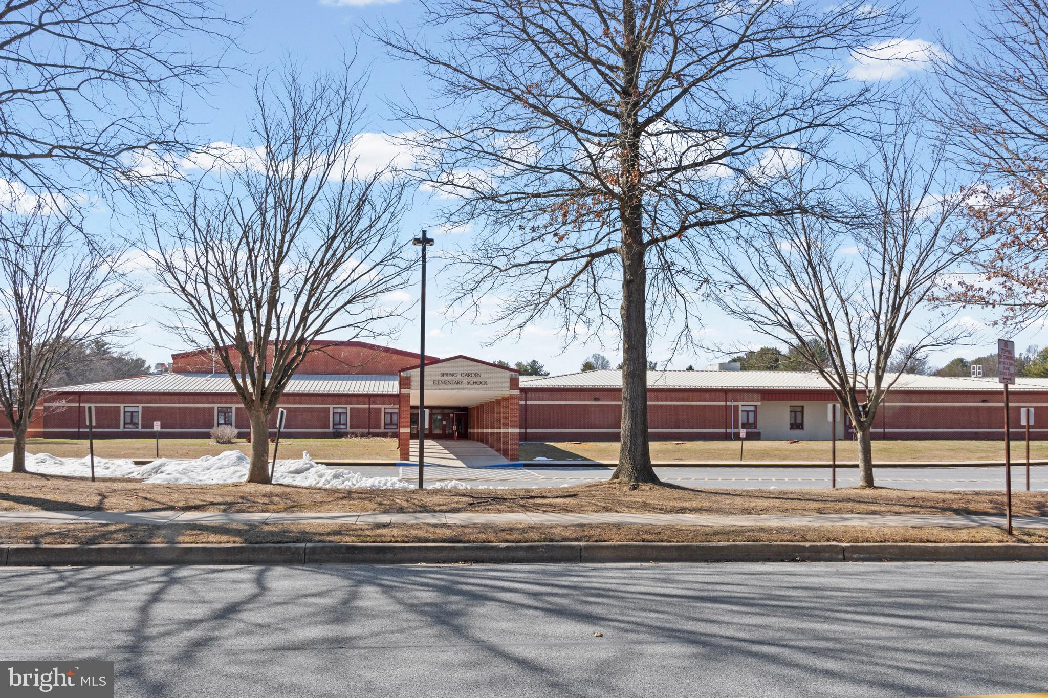 ROBERTS FIELD - Residential