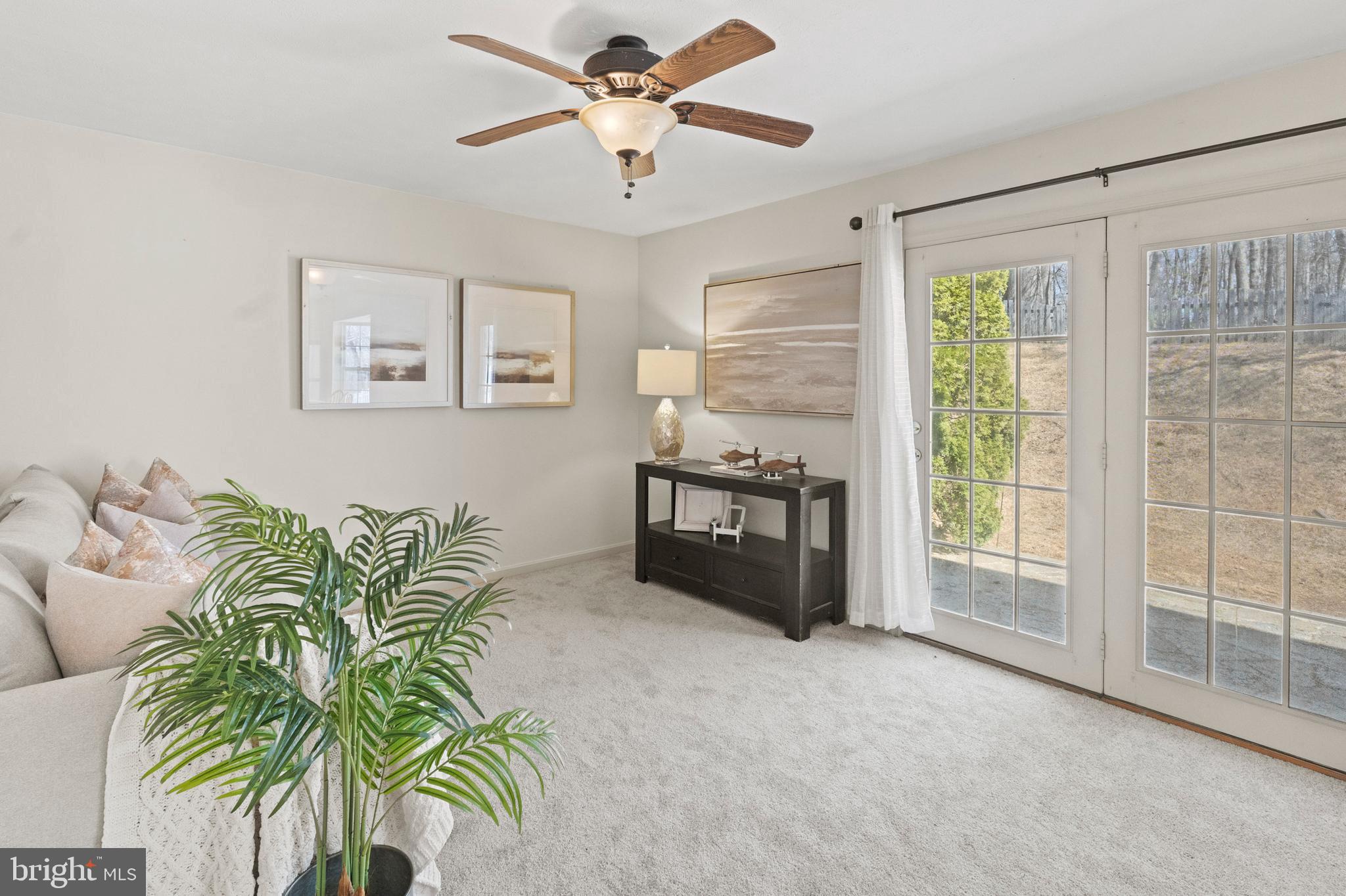 ROBERTS FIELD - Residential