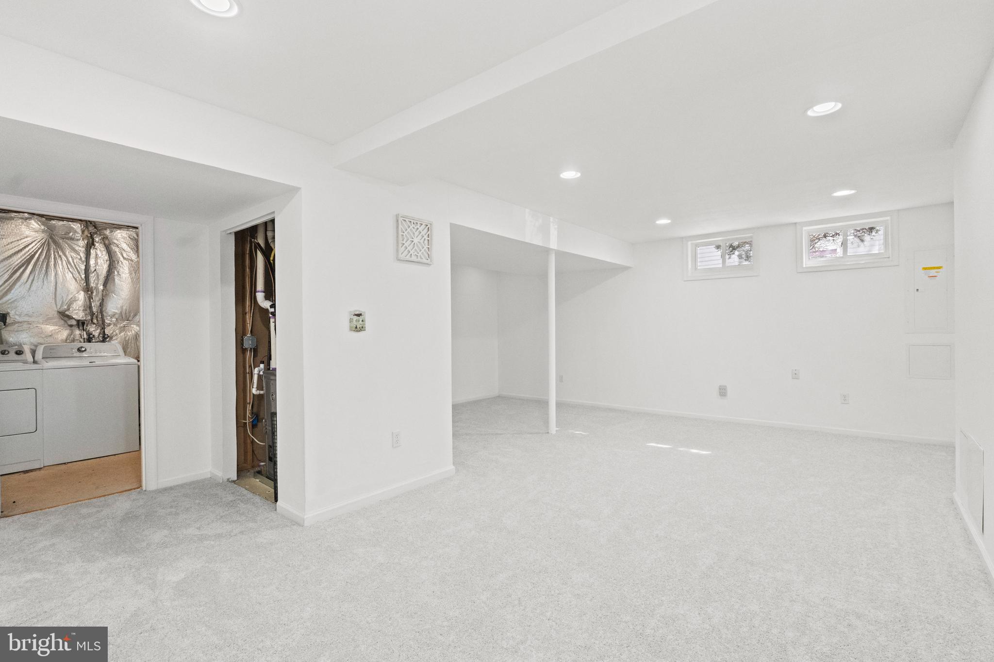 ROBERTS FIELD - Residential