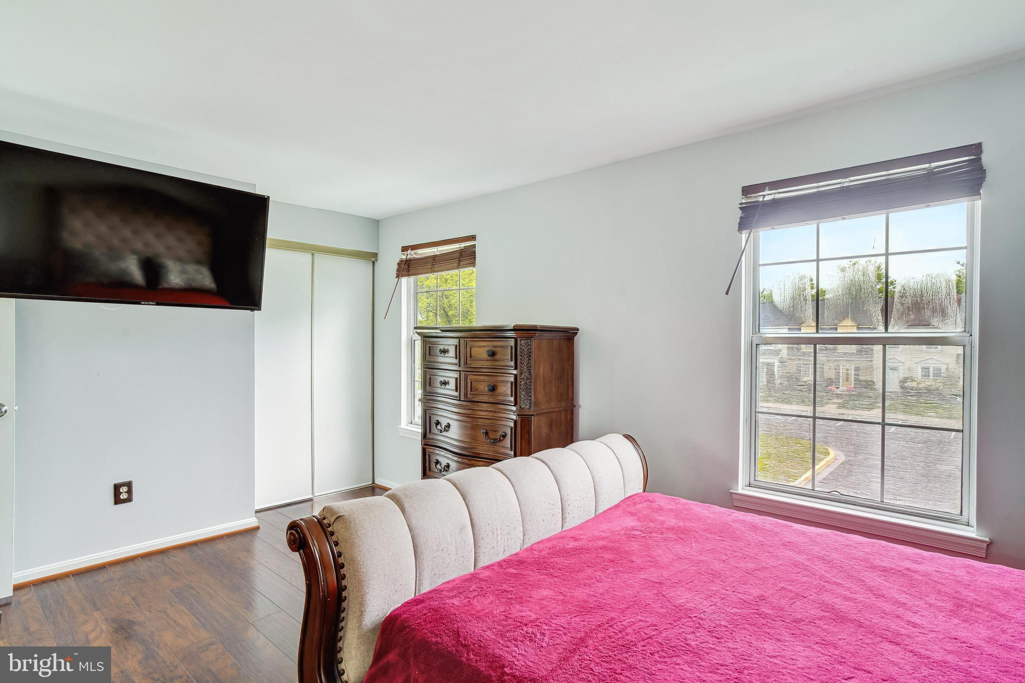 LONGMEAD - Residential Lease