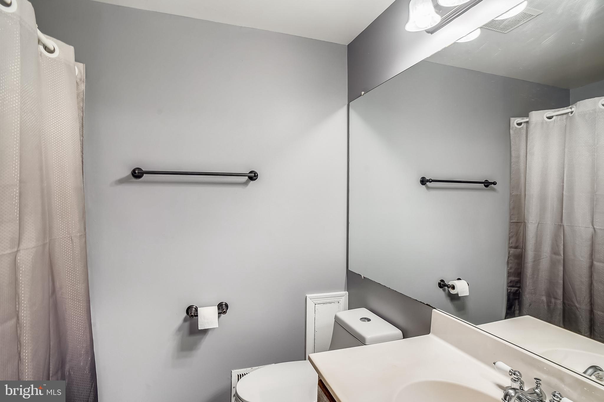 LONGMEAD - Residential Lease