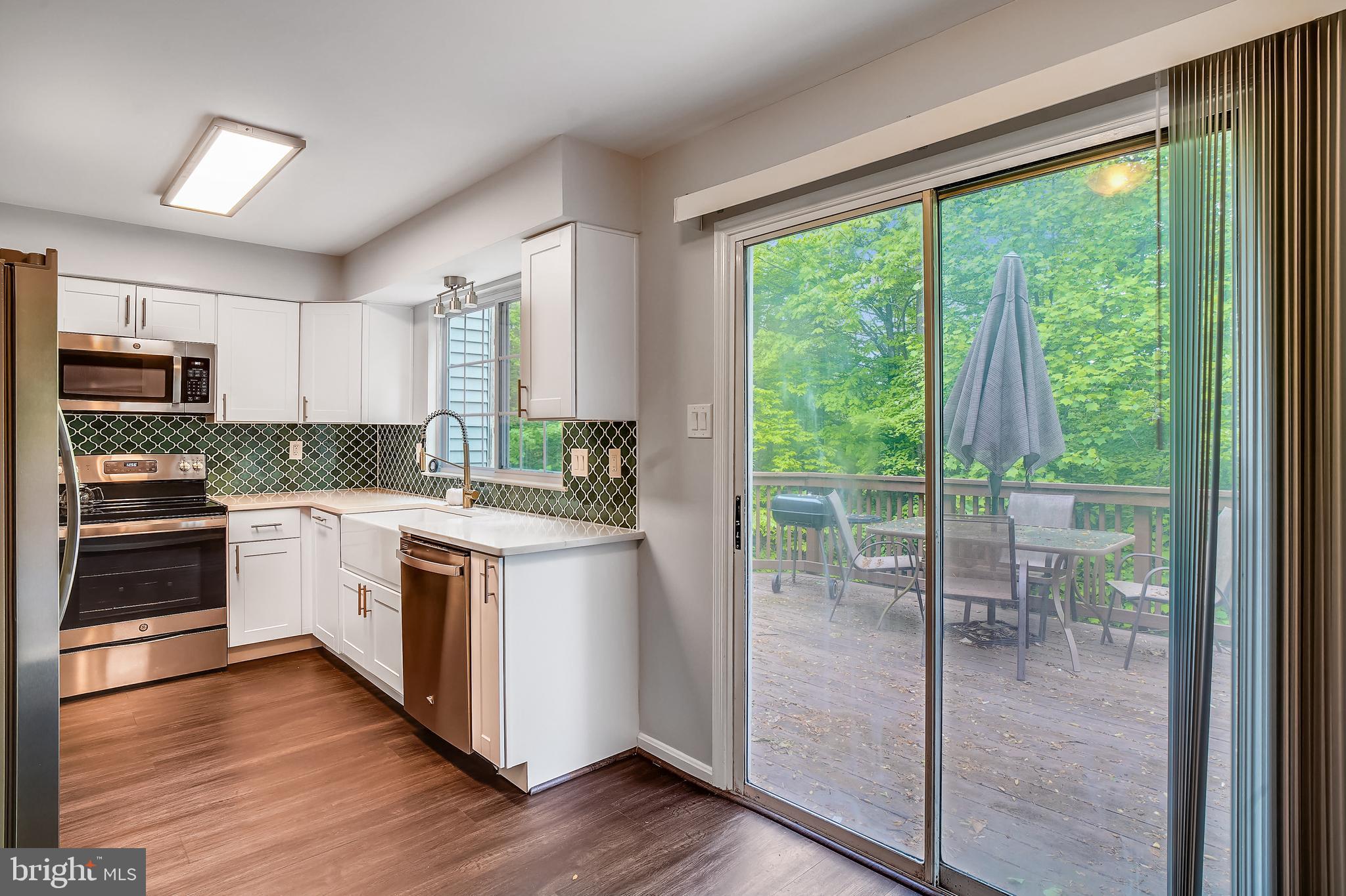 LONGMEAD - Residential Lease