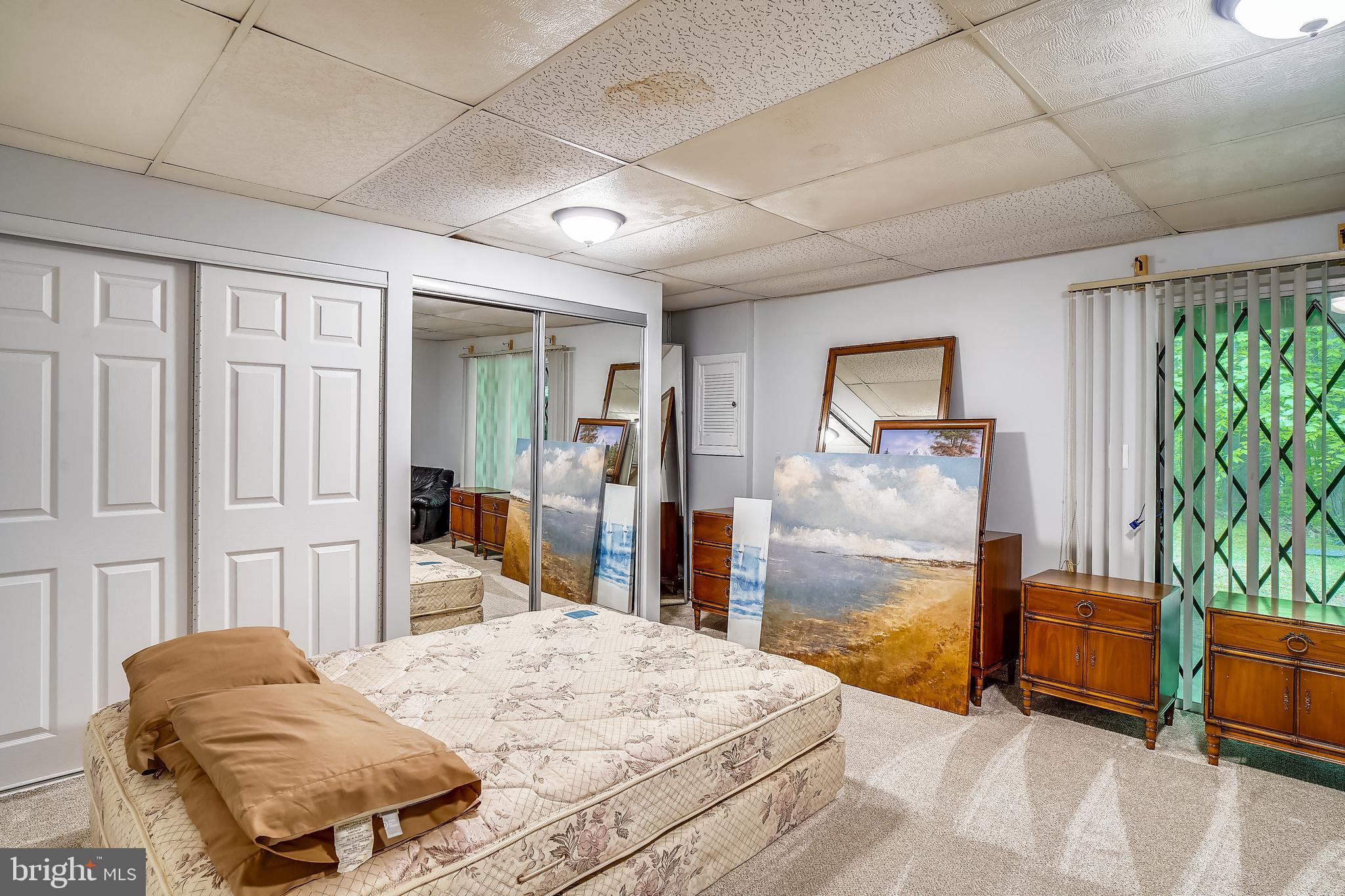 LONGMEAD - Residential Lease