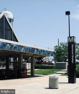 LONGMEAD - Residential Lease