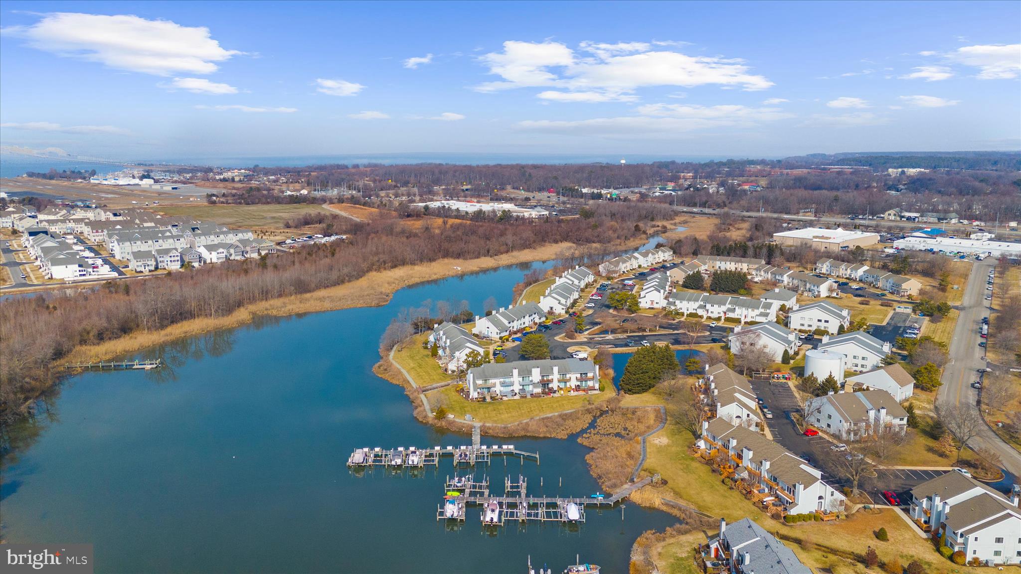 THOMPSON CREEK CONDOS - Residential