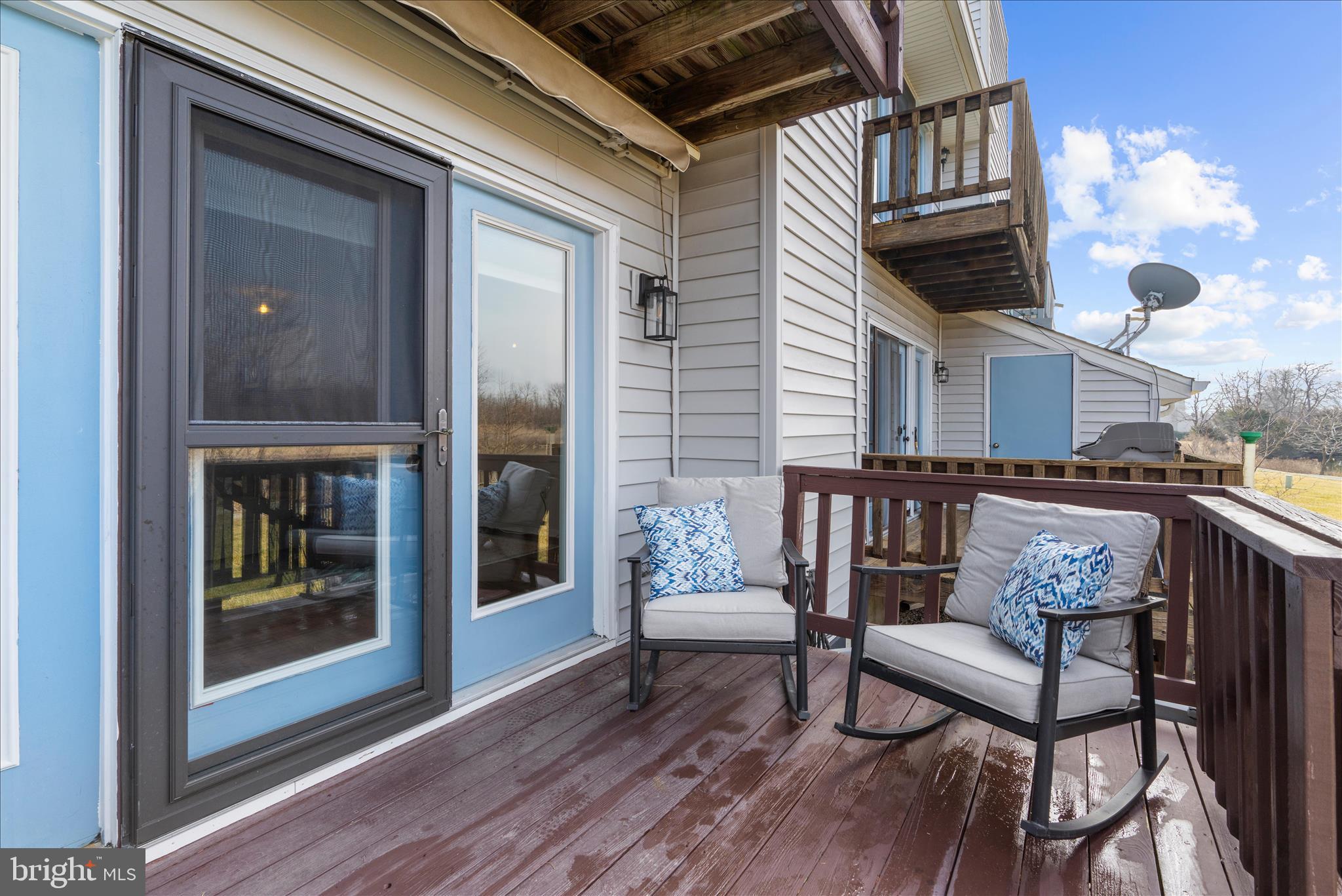 THOMPSON CREEK CONDOS - Residential