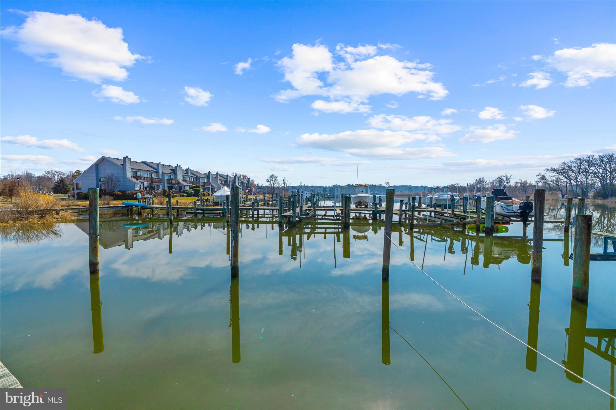 THOMPSON CREEK CONDOS - Residential