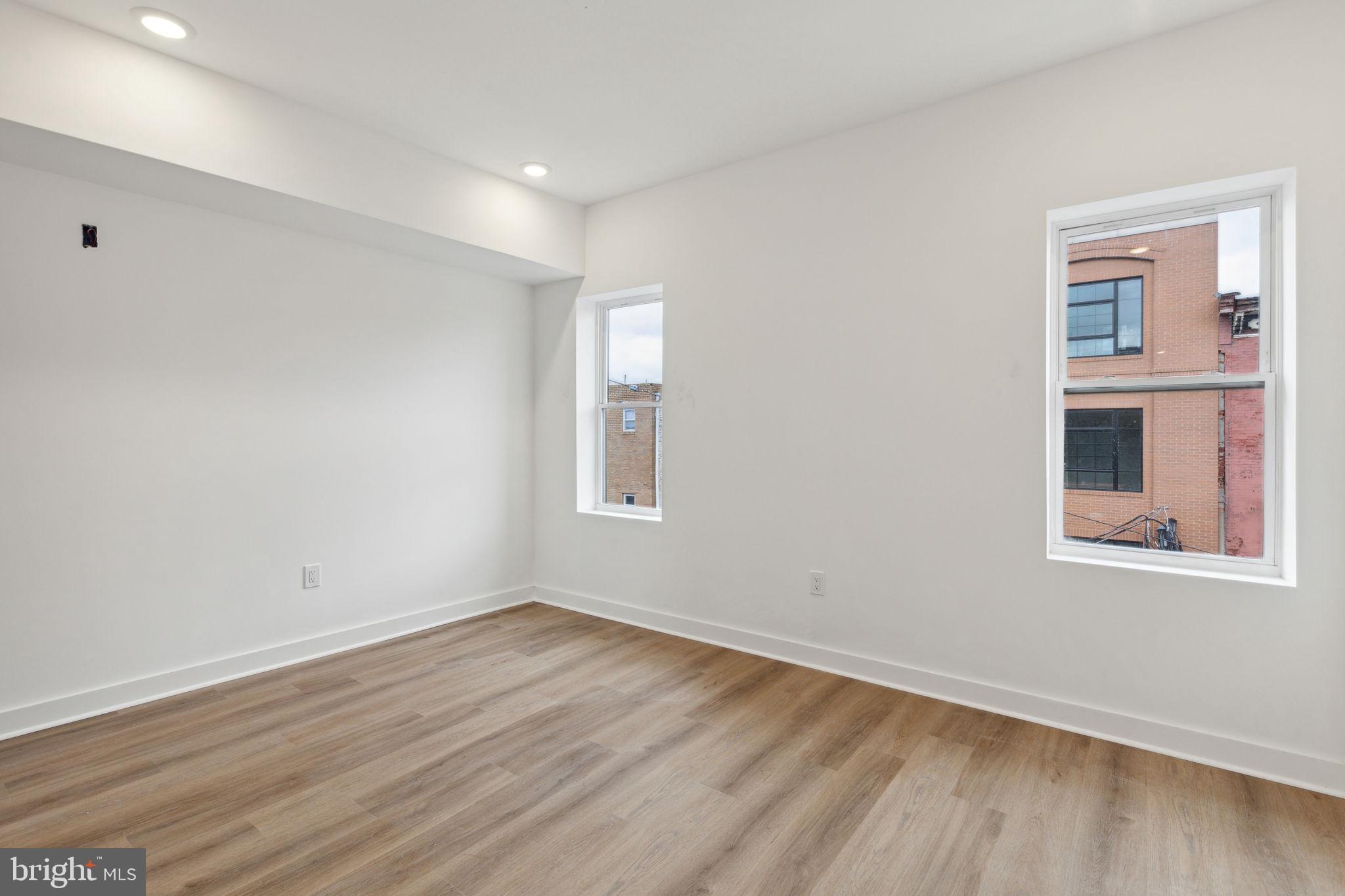 GRADUATE HOSPITAL - Residential Lease