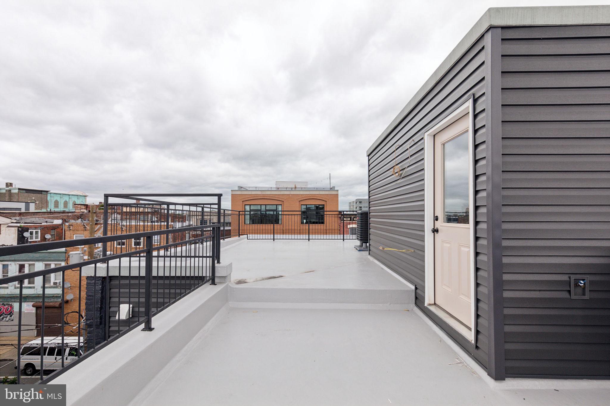 GRADUATE HOSPITAL - Residential Lease