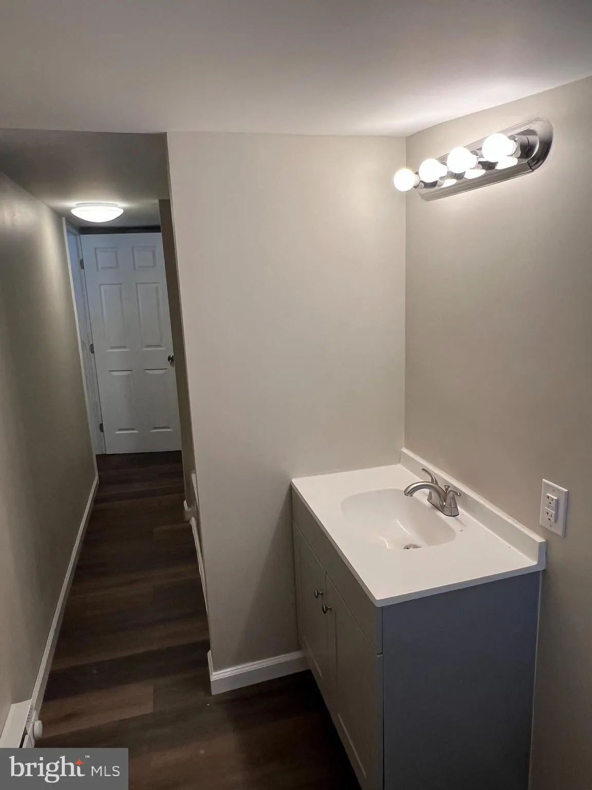 Burlington, New Jersey 08016, United States, 4 Bedrooms Bedrooms, ,Residential,Active,154002