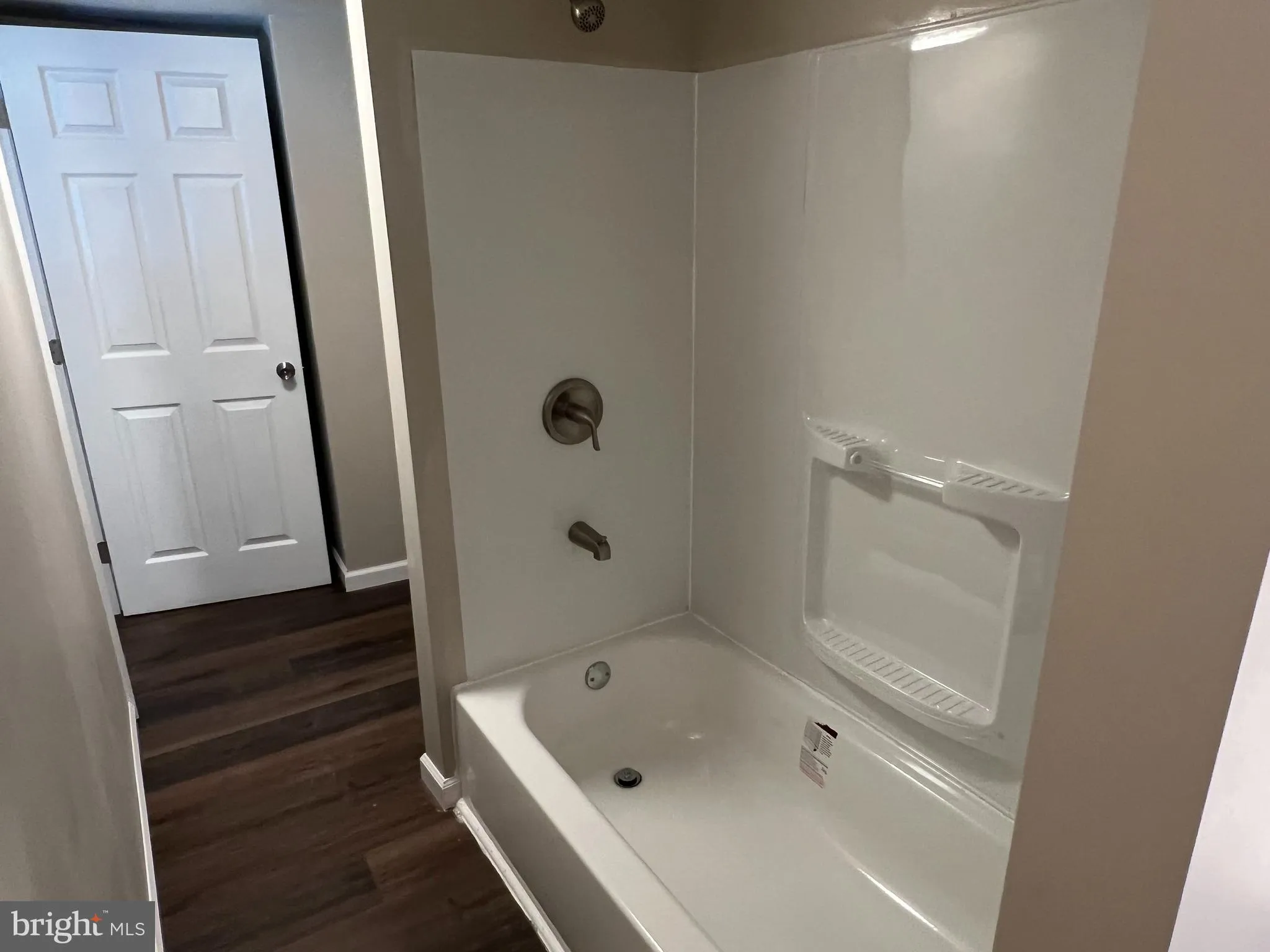 Burlington, New Jersey 08016, United States, 4 Bedrooms Bedrooms, ,Residential,Active,154002