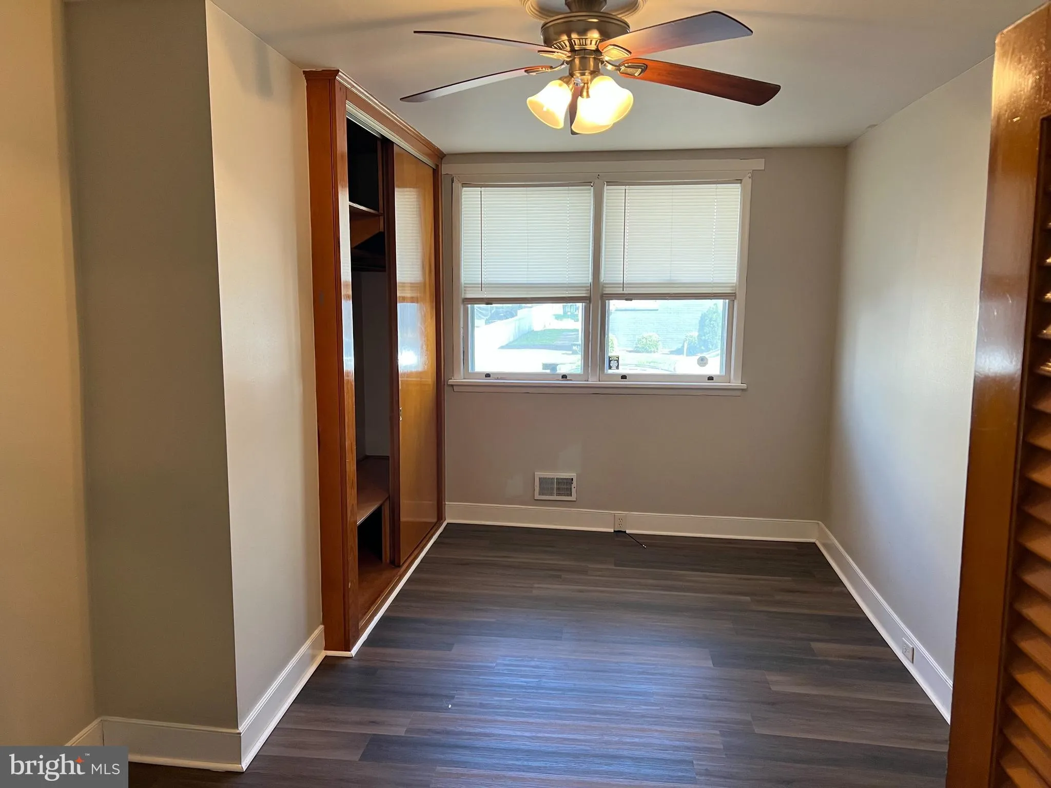 Burlington, New Jersey 08016, United States, 4 Bedrooms Bedrooms, ,Residential,Active,154002