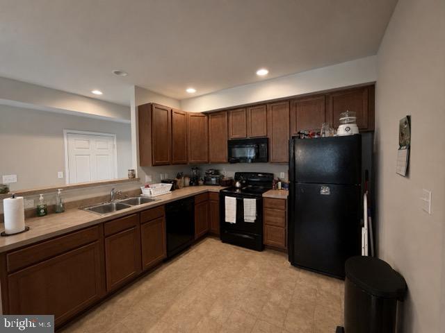 1302 TRICE MEADOWS CIR