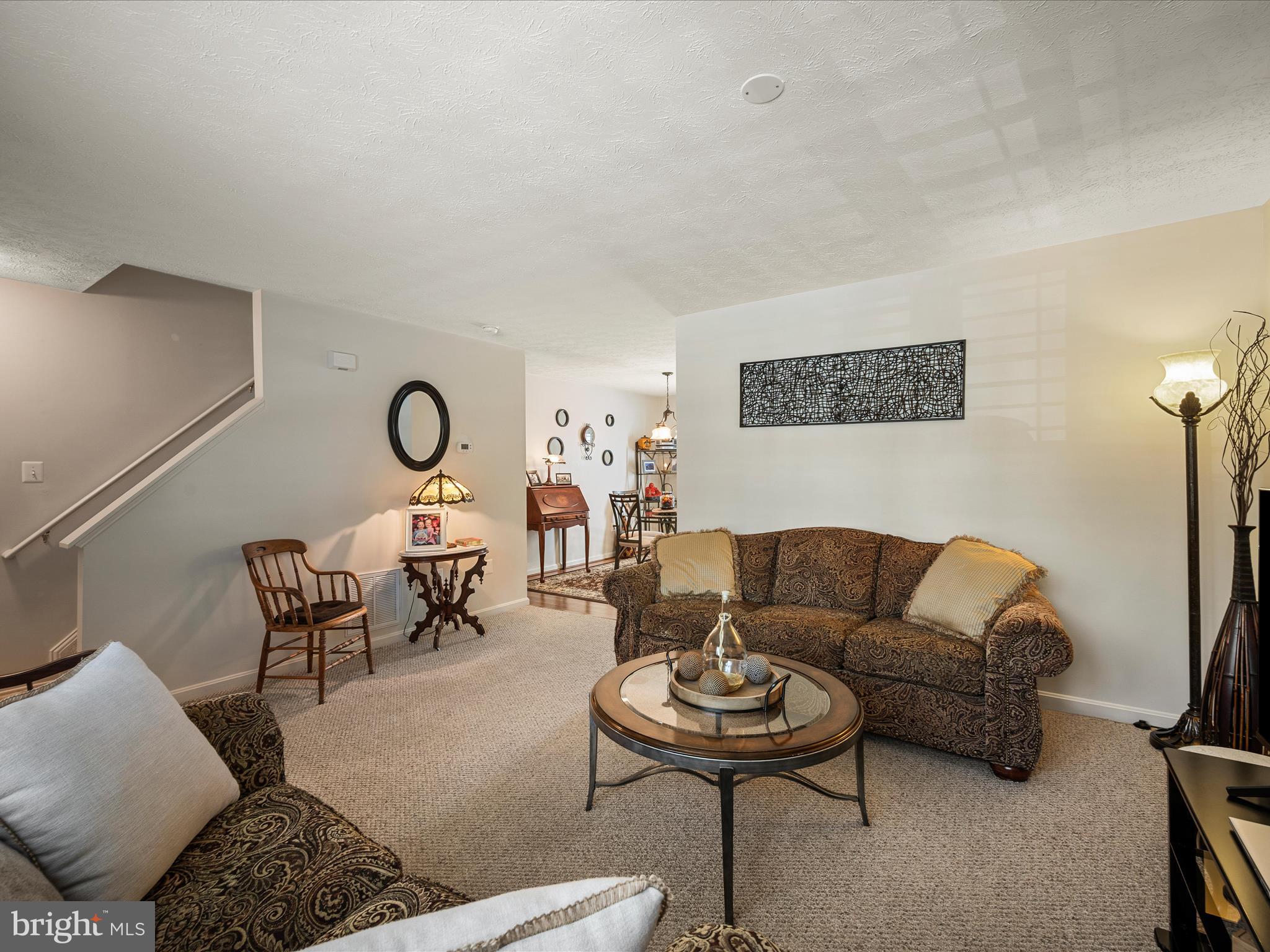 LAKEVIEW TOWNHOUSES - Residential