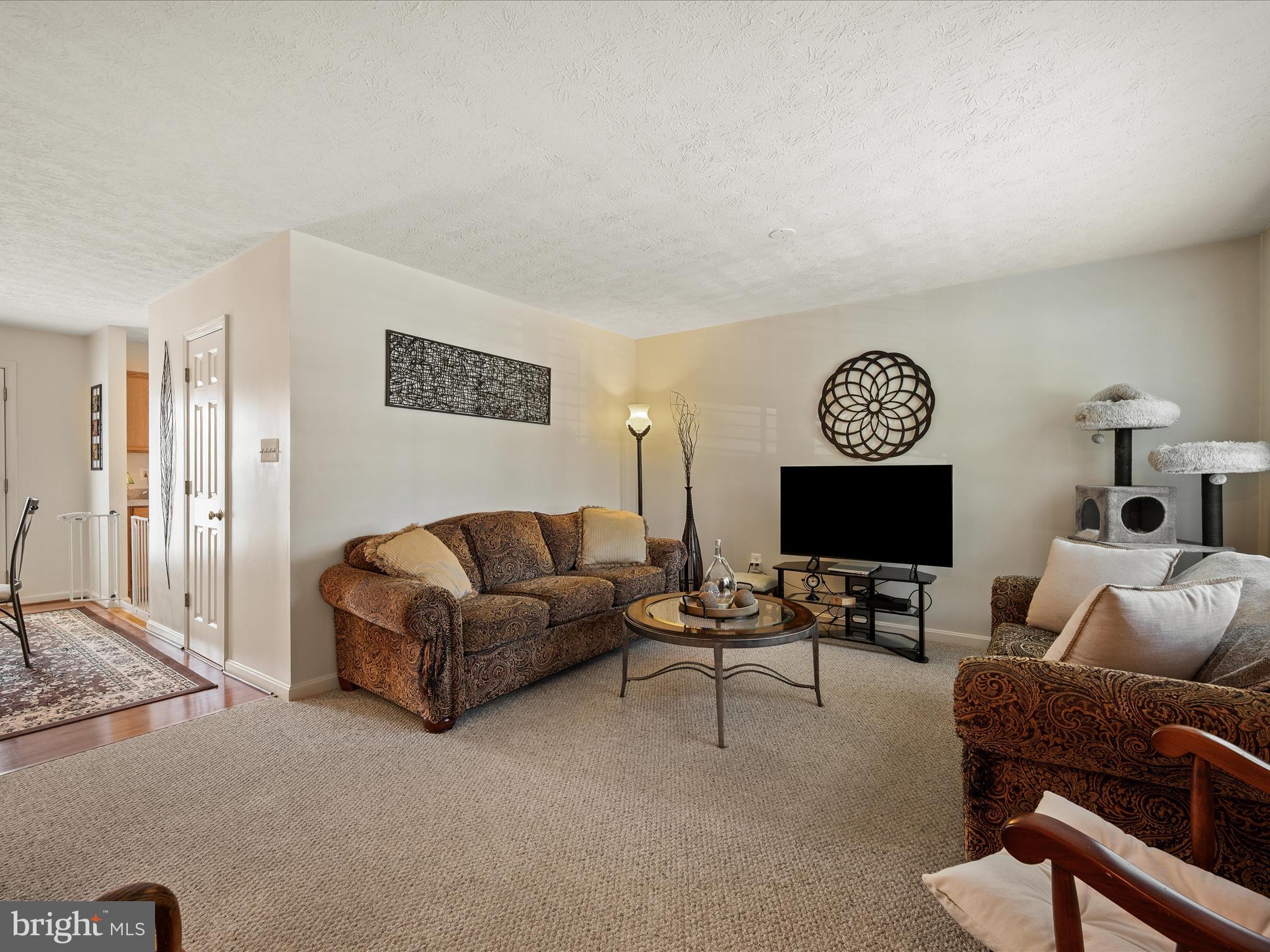 226 SURREY CLUB LANE