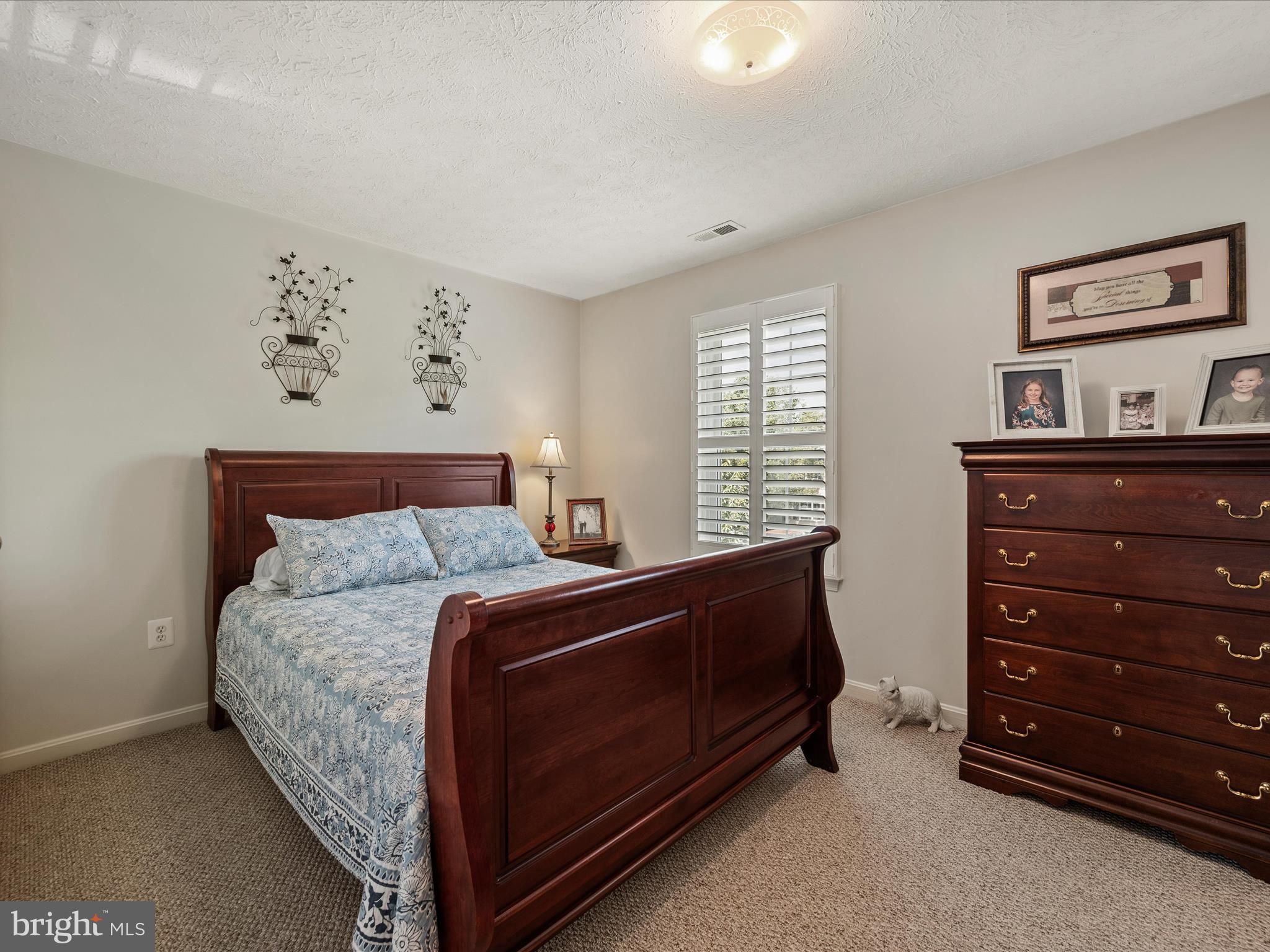 LAKEVIEW TOWNHOUSES - Residential