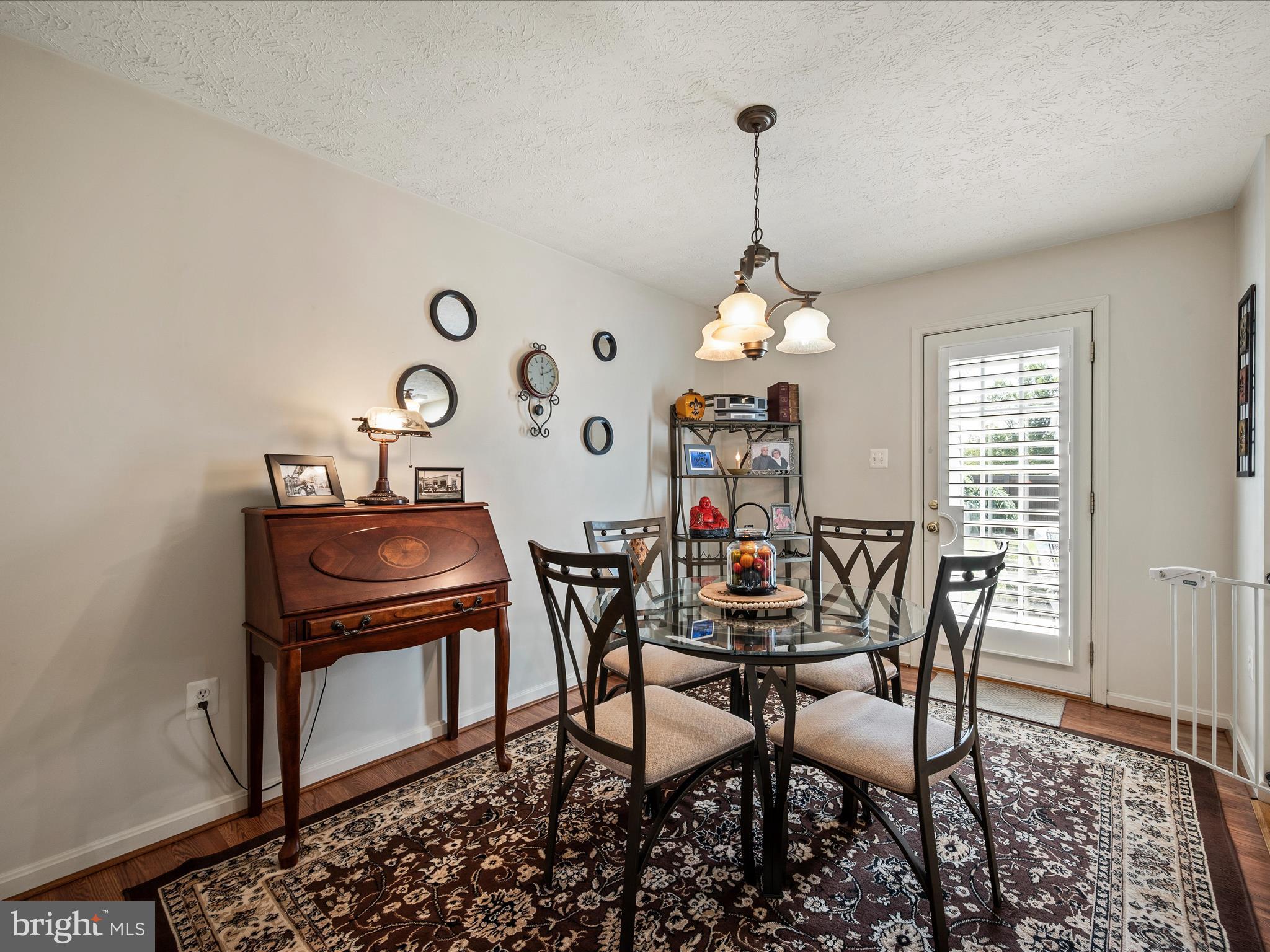 LAKEVIEW TOWNHOUSES - Residential