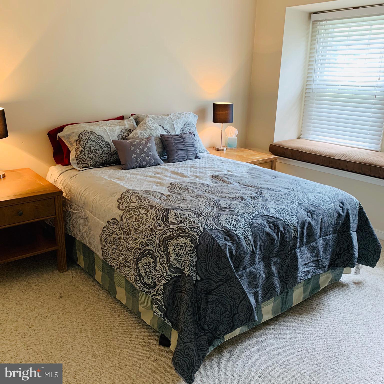 161 LEEDS COURT B W