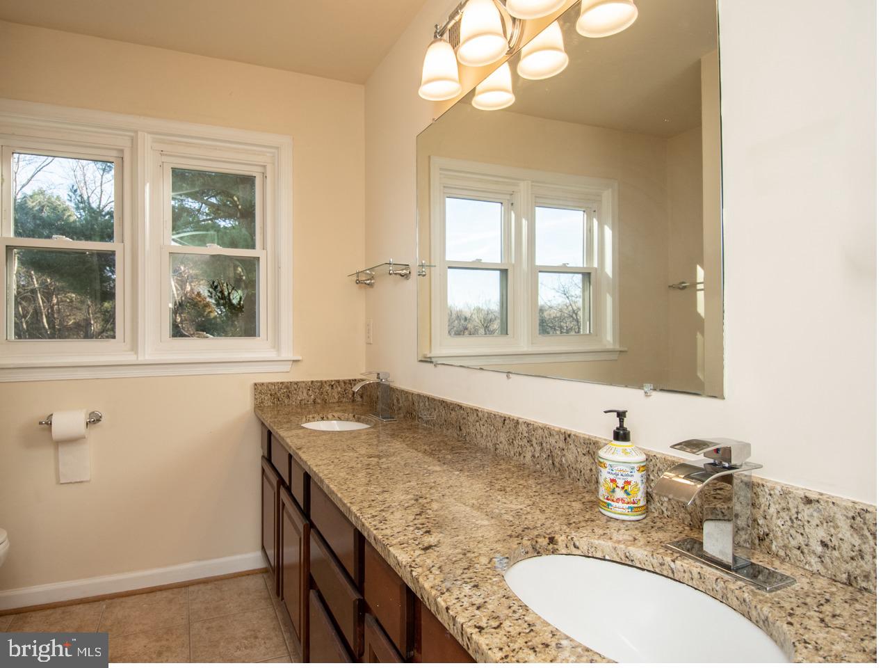 COLCHESTER MEADOW - Residential