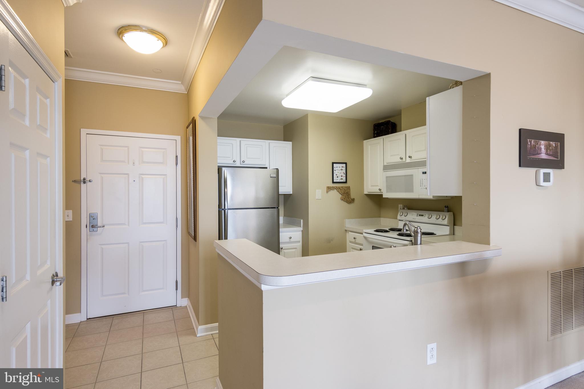 PIERSIDE AT HARBORVIEW - Residential Lease