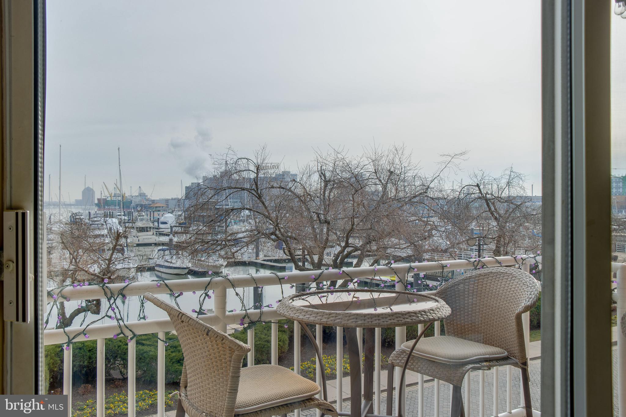 PIERSIDE AT HARBORVIEW - Residential Lease
