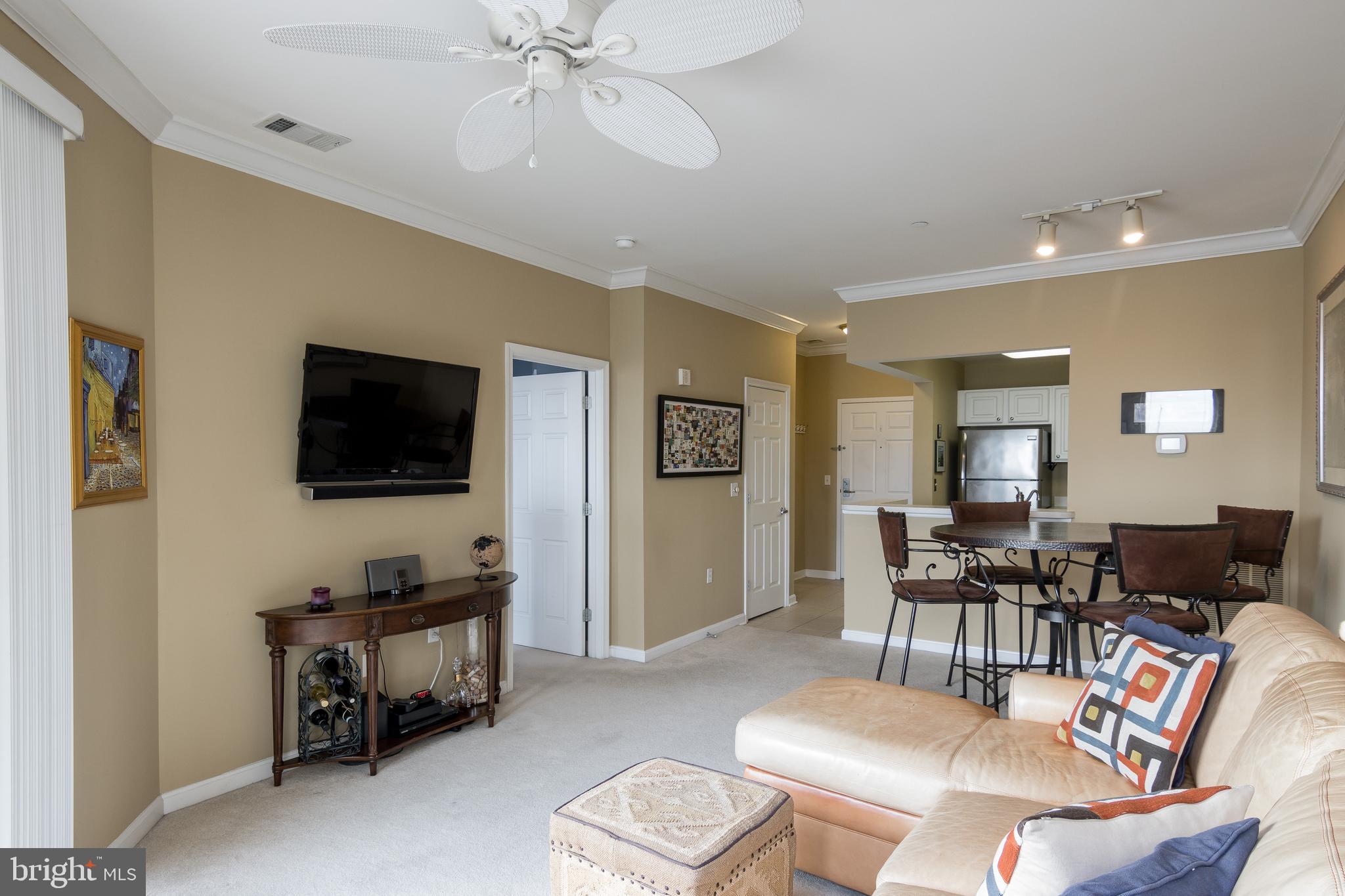 PIERSIDE AT HARBORVIEW - Residential Lease