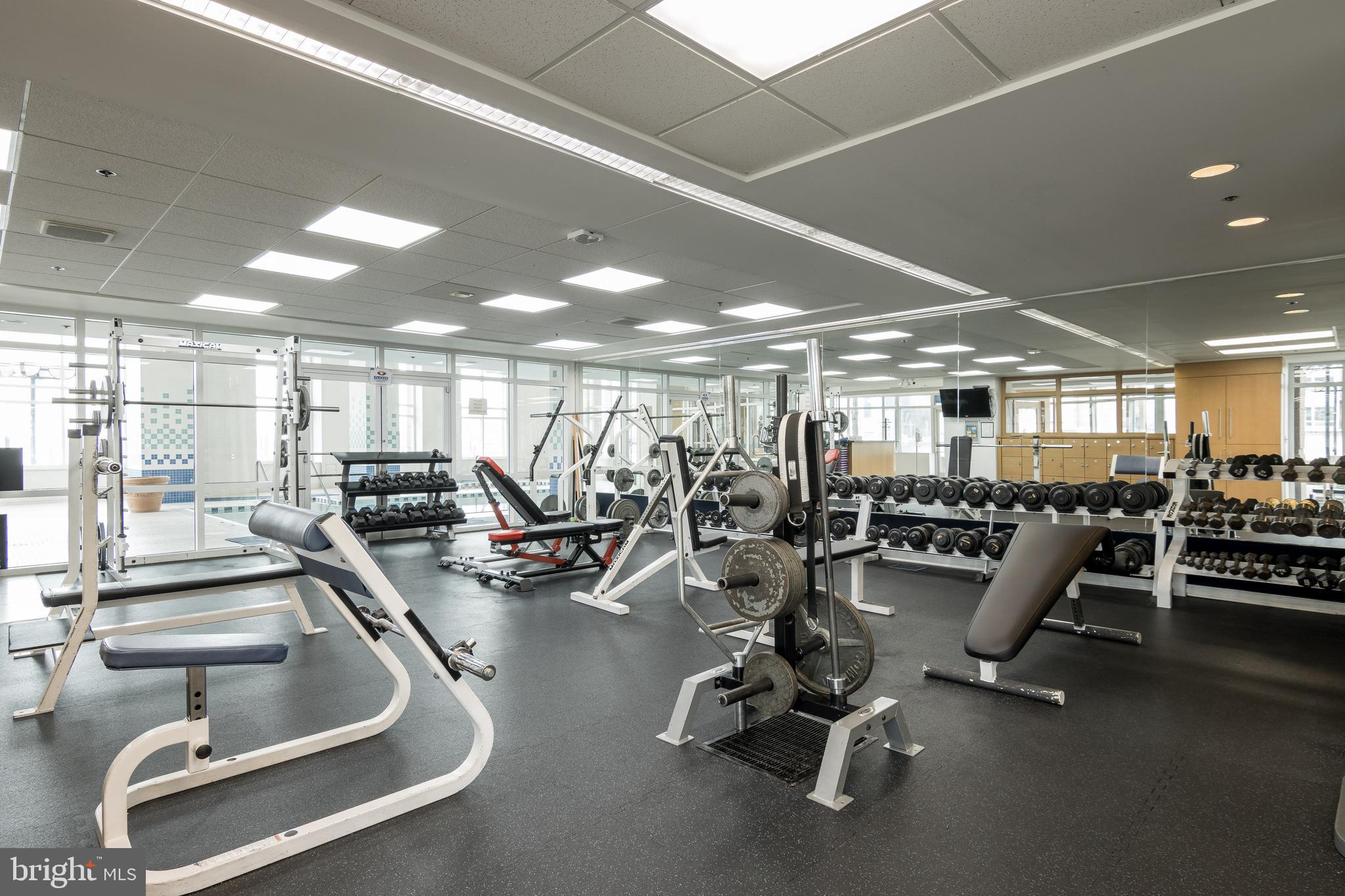 PIERSIDE AT HARBORVIEW - Residential Lease