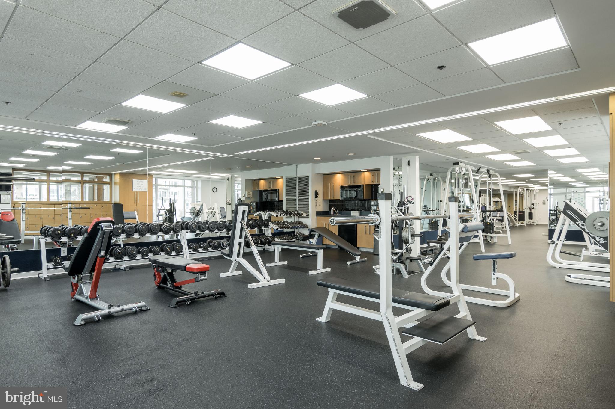 PIERSIDE AT HARBORVIEW - Residential Lease